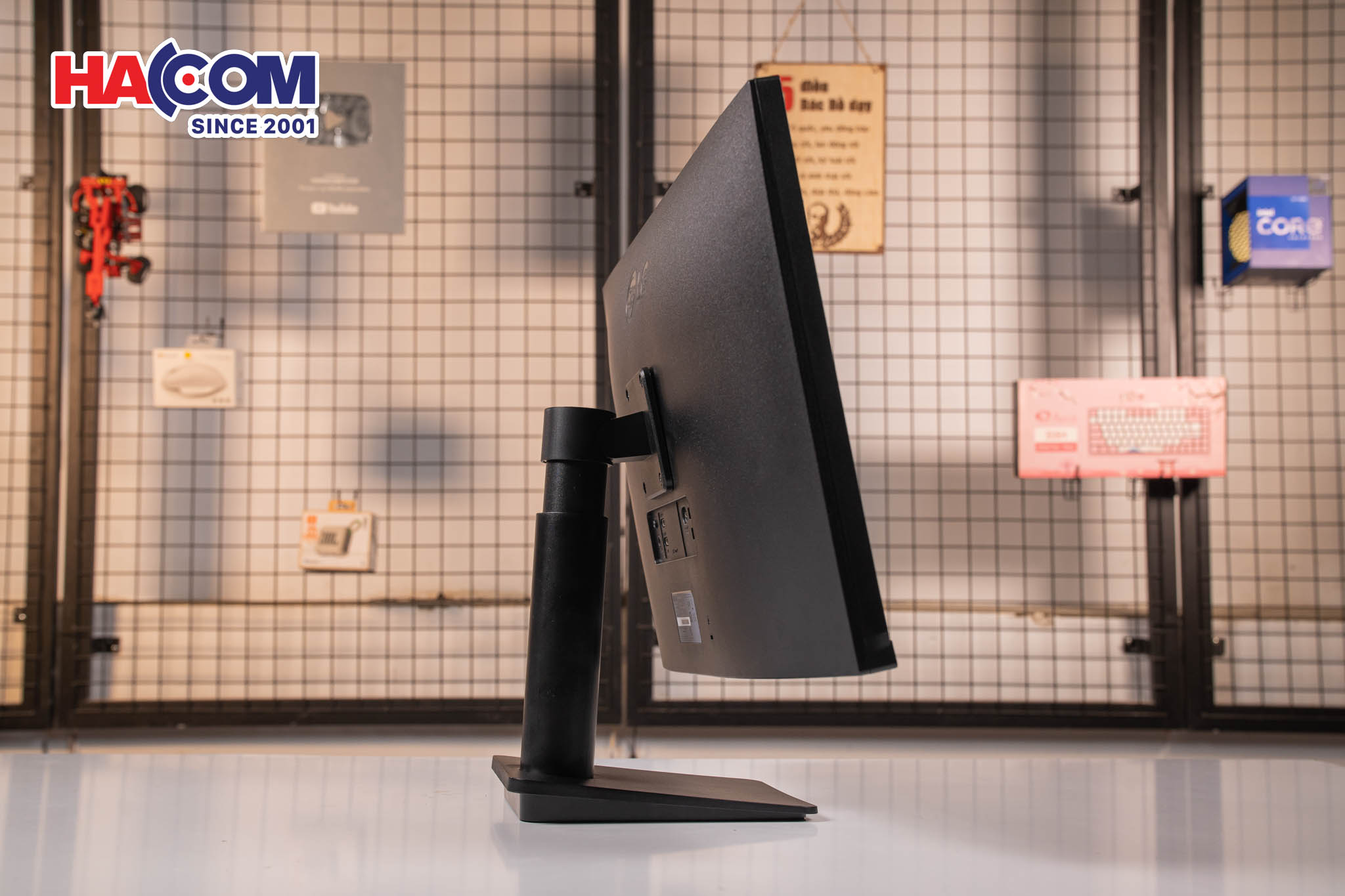 Màn hình LG 24MS570B  9