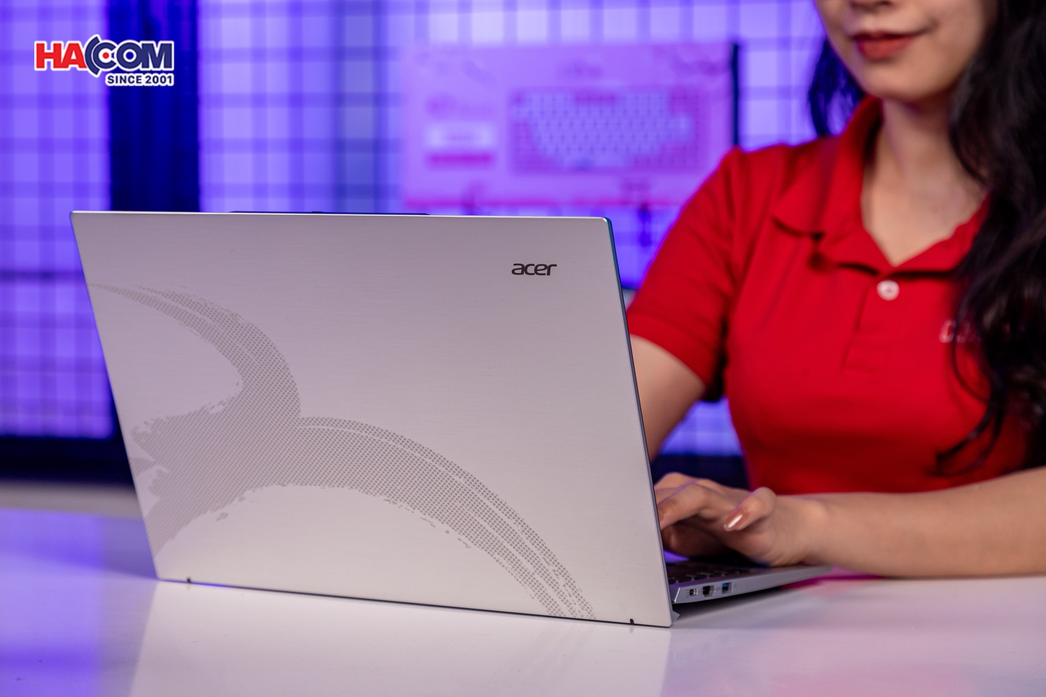 Laptop Acer Aspire Lite 14 AL14-52M-32KV (i3 1305U/8GB/256GB SSD/14.0WUXGA/Win 11Xám) 11