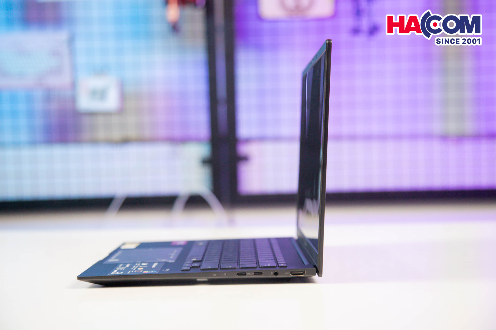 Laptop Asus ZenBook UM3406KA-PP113WS (R7 AI7 350/16GB RAM/512GB SSD/14 3K Oled 120Hz/Win11/OfficeH&amp;S/Túi/Đen) 22