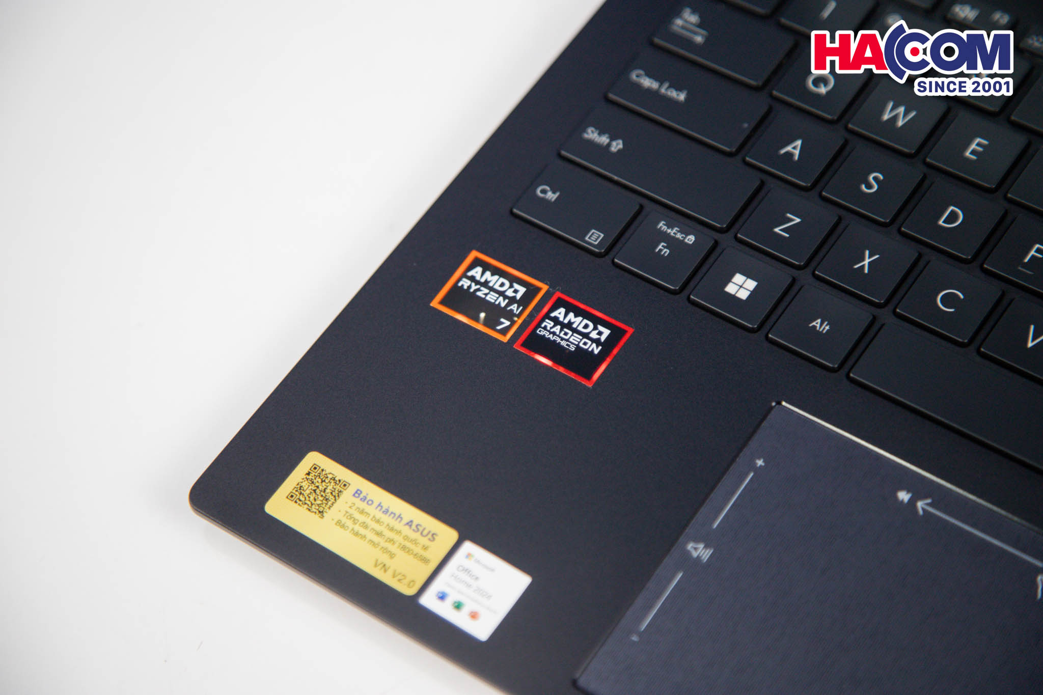 Laptop Asus ZenBook UM3406KA-PP113WS (R7 AI7 350/16GB RAM/512GB SSD/14 3K Oled 120Hz/Win11/OfficeH&amp;S/Túi/Đen) 17