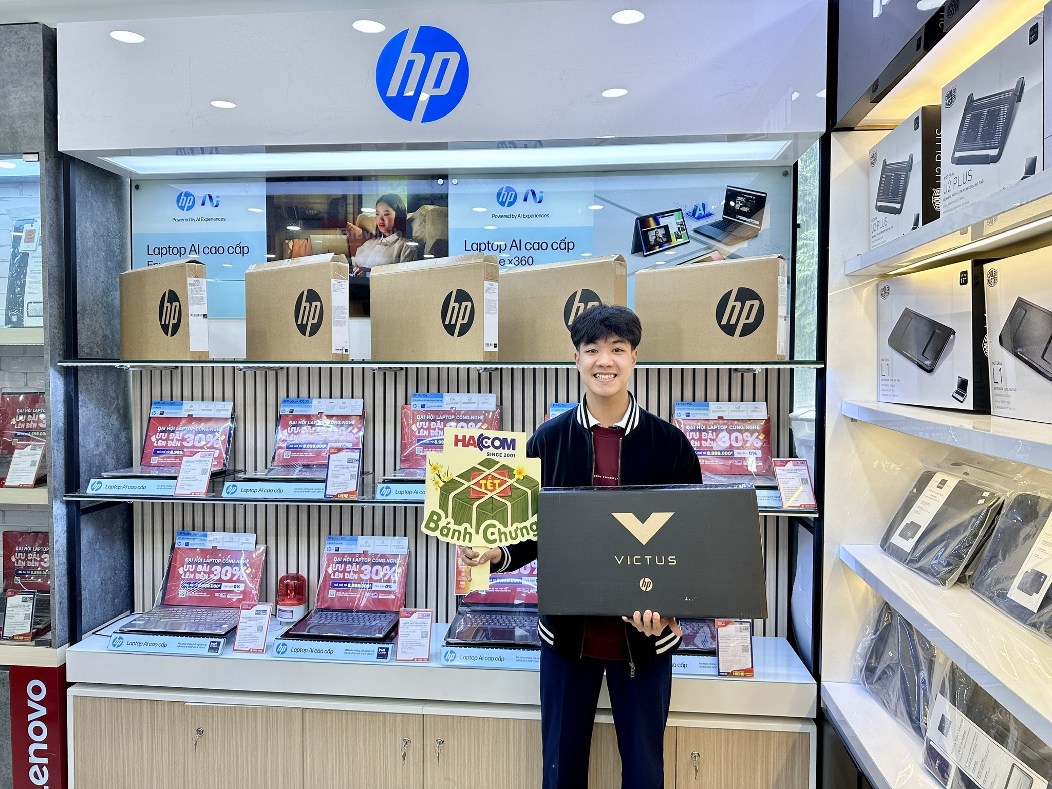 khach_hang_Laptop HP Gaming VICTUS 15-fb1023AX (94F20PA) (R5 7535HS/8GB RAM/512GB SSD/15.6 144Hz/RTX2050 4GB/Win11/Bạc) - Likenew (Full box) 5