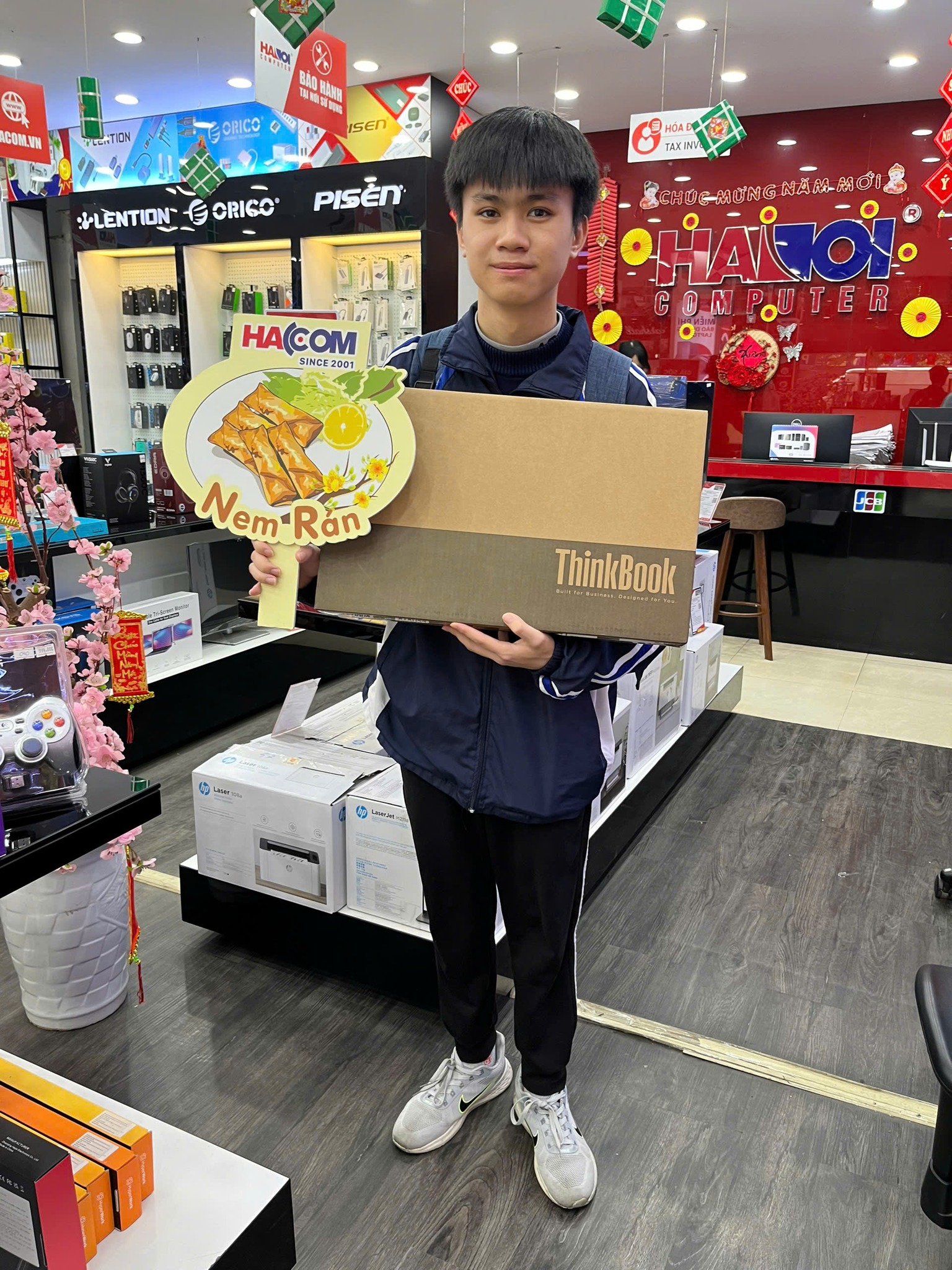 khach_hang_/LTLV-26.jpg 7