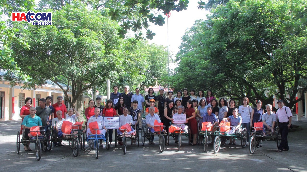 Công đoàn HACOM thăm và tặng quà tại Trung tâm Điều dưỡng Thương binh Thuận Thành - Bắc Ninh