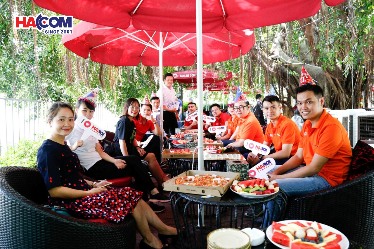 Sinh nhật người HACOM hàng tháng - Ảnh 1