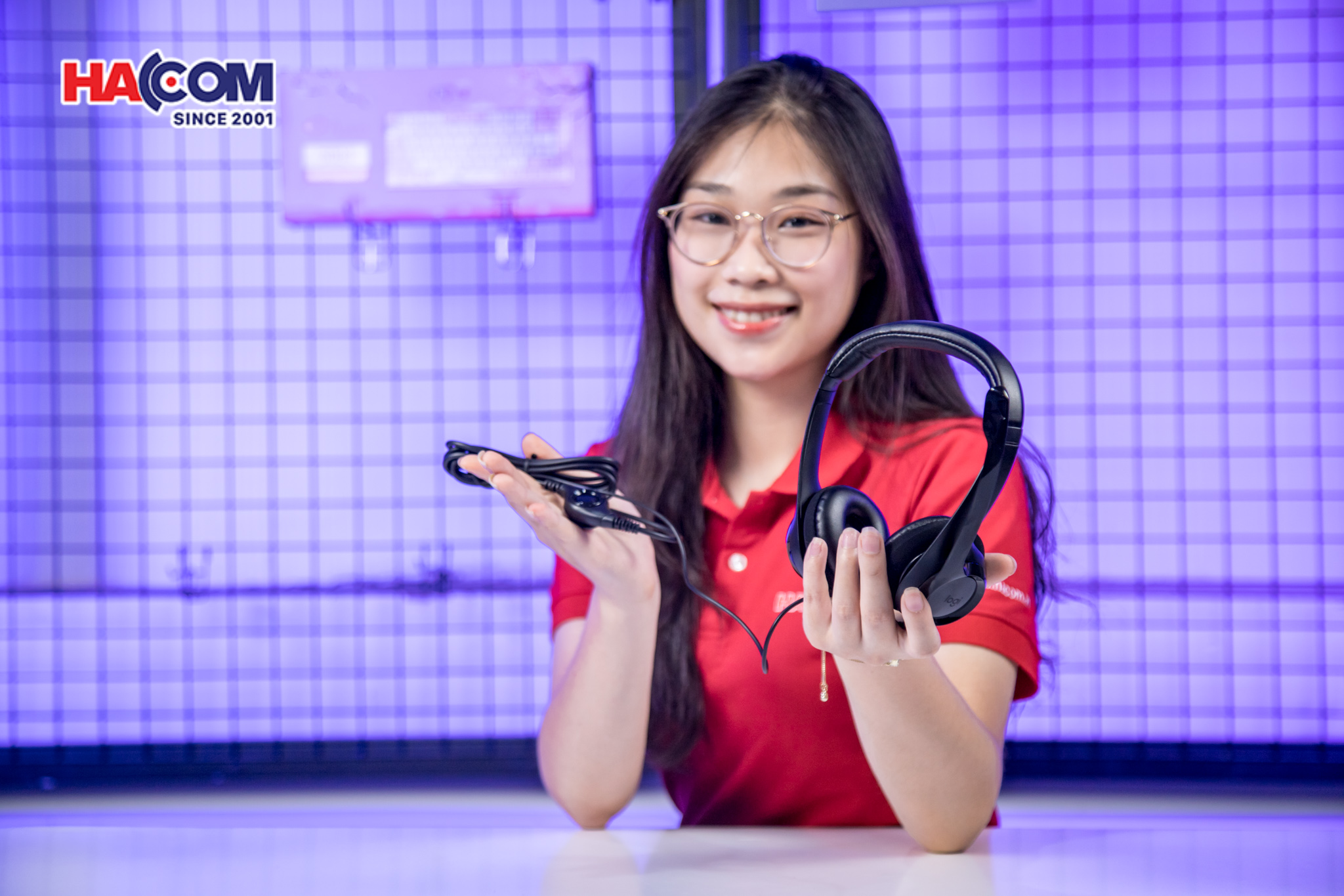  Tai nghe Logitech H390 2