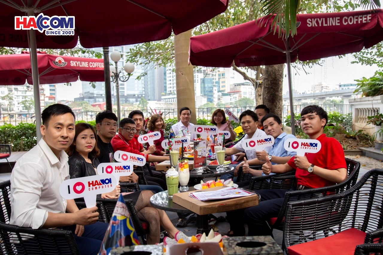 Chúc mừng sinh nhật CBNV: Nét văn hóa đẹp của tập thể HACOM - Ảnh 1