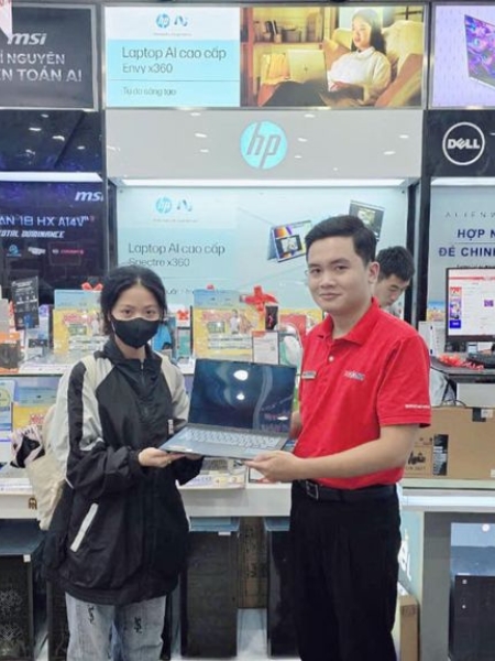 khach_hang_Laptop HP EliteBook 6 G1i 13 BQ9L8PT (U5 225U/16GB RAM/512GB SSD/13.3 WUXGA/Win11/Bạc) 6