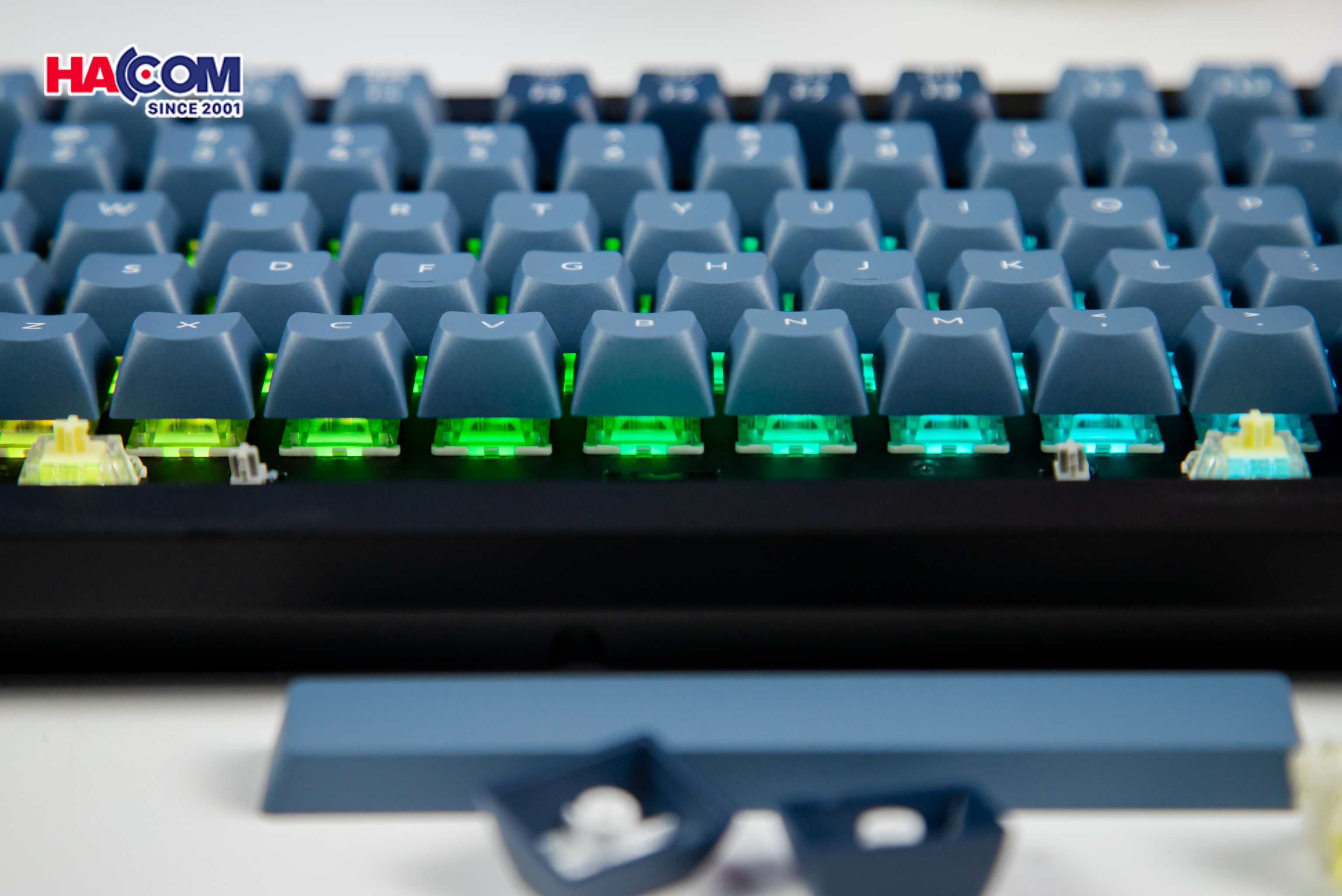 Bàn phím Keychron V3M-D4 V3 Max Swappable RGB Backlight Banana Switch 15