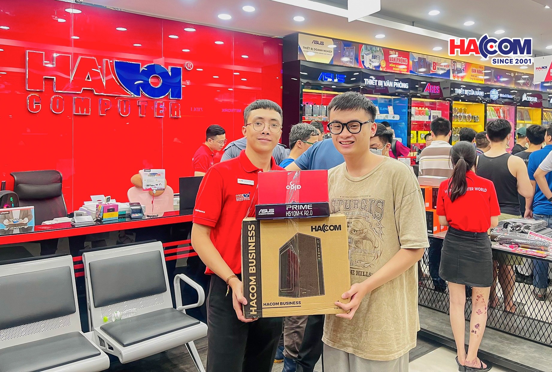 Khách hàng sử dụng PC HACOM ECONOMY 020 V1