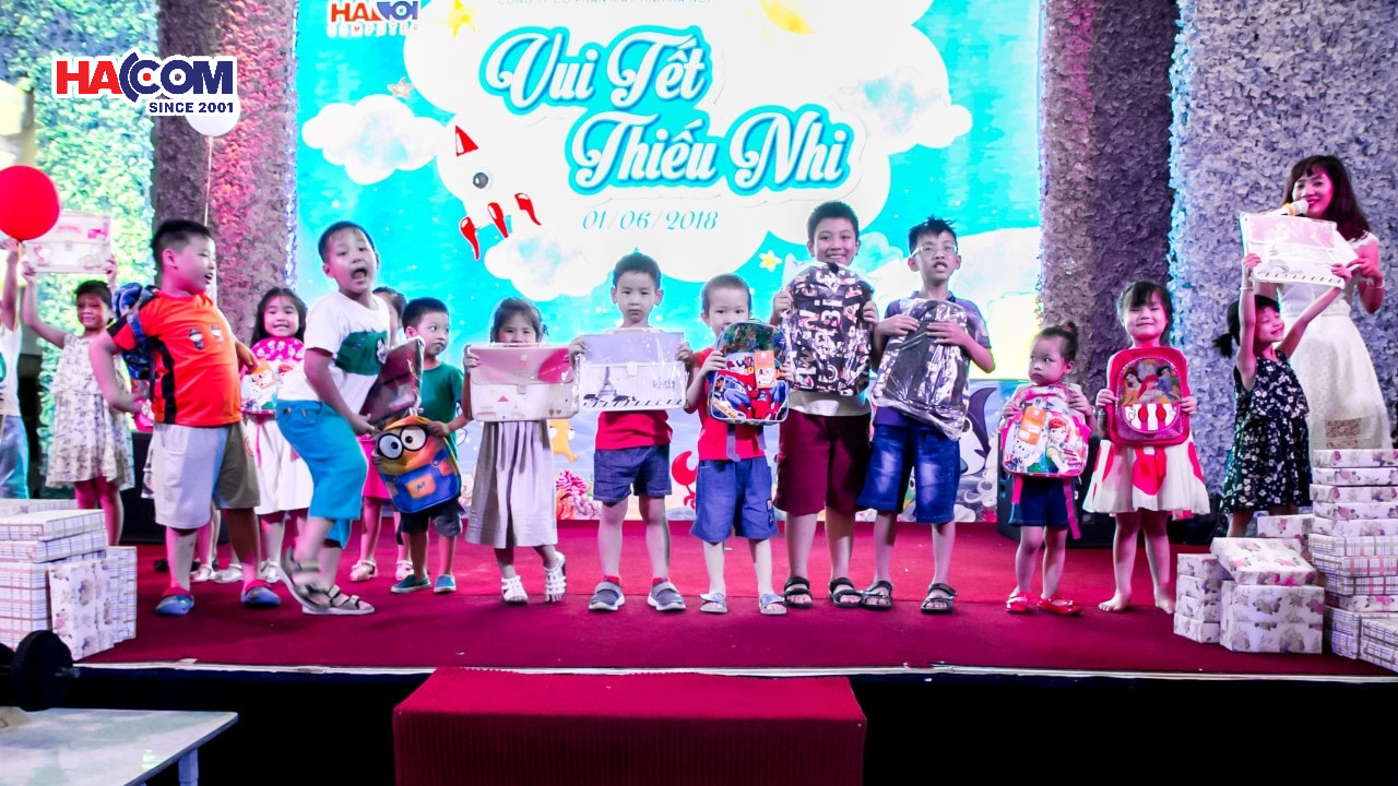 HACOM 01/06/2018: Tết Thiếu Nhi đong đầy yêu thương và nụ cười trẻ thơ