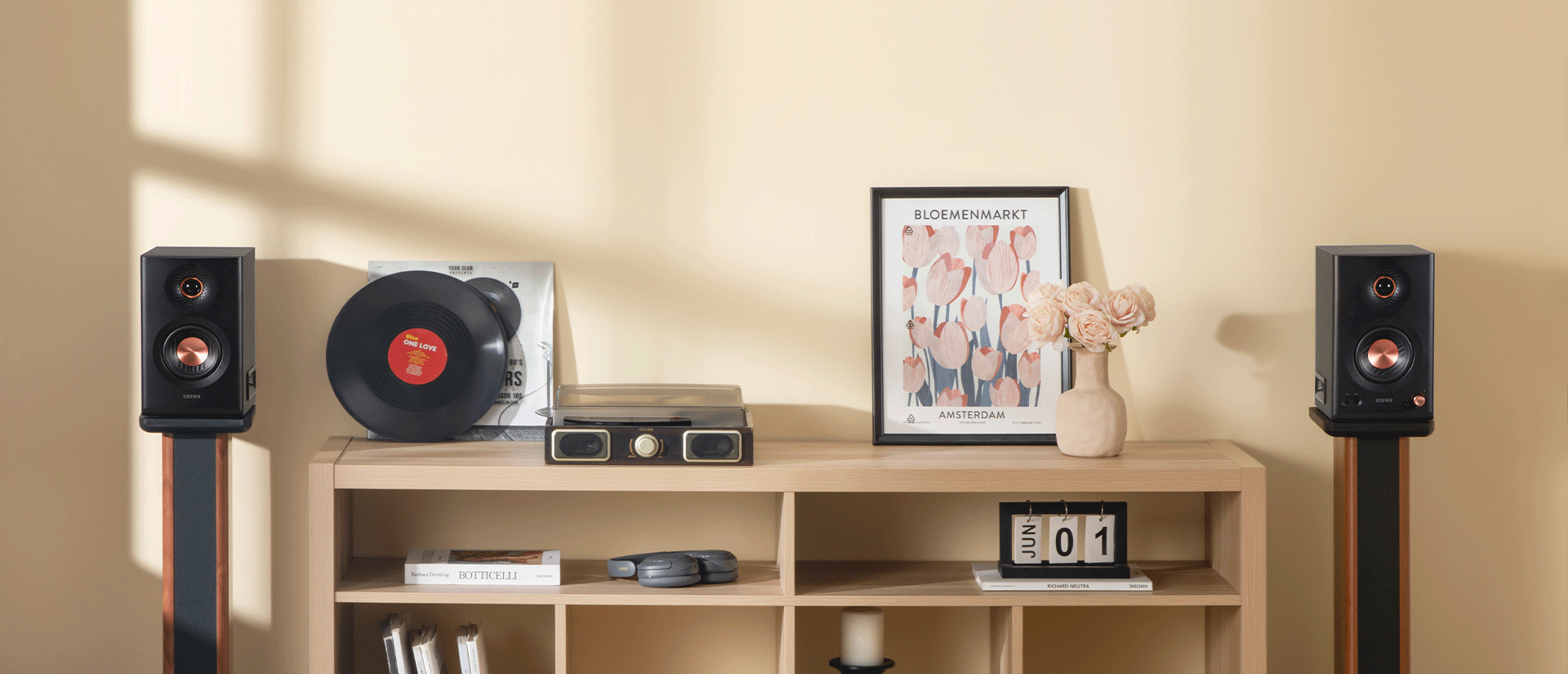 loa kiem am edifier mr5 2