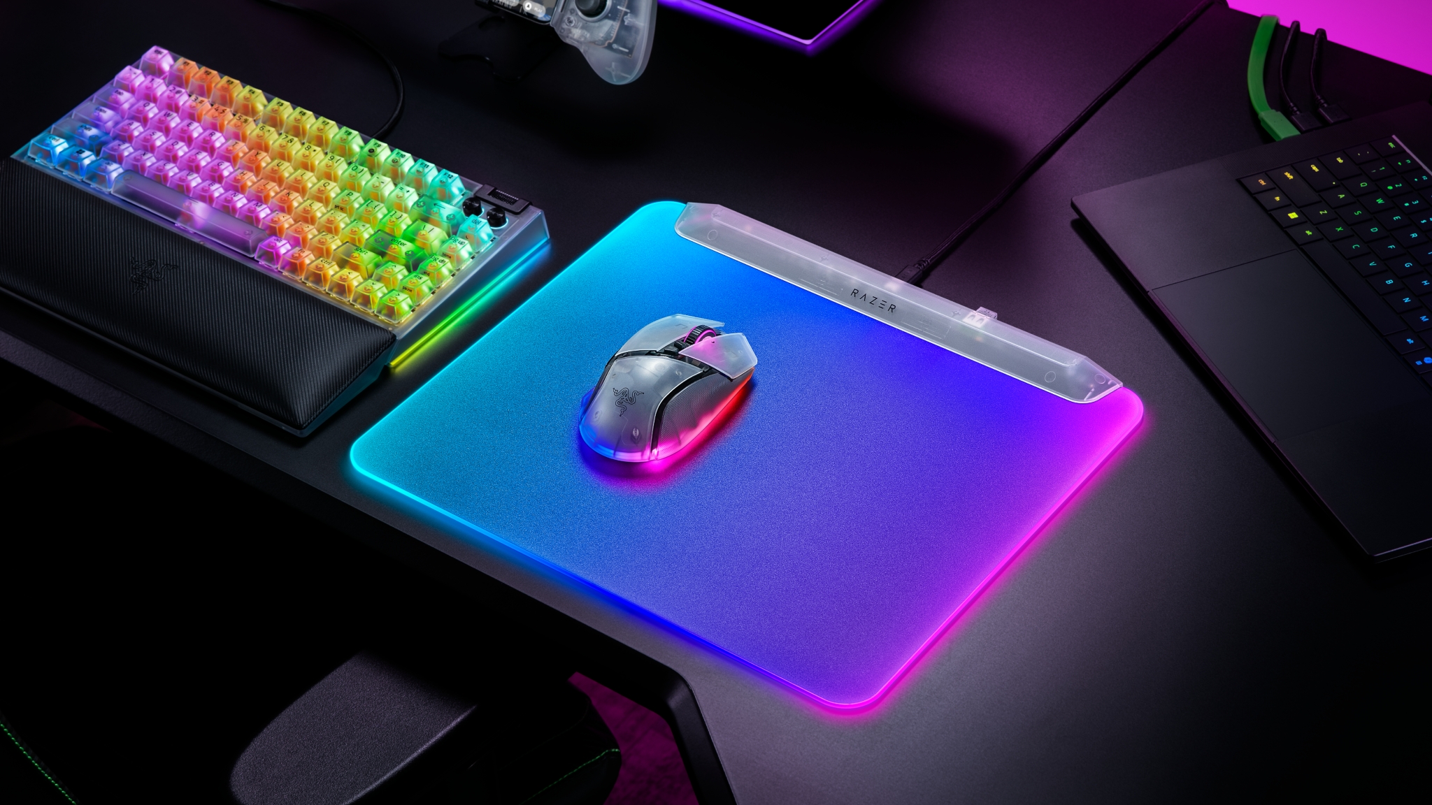 ban di chuot razer firefly v2 pro phantom white edition padm0922 1