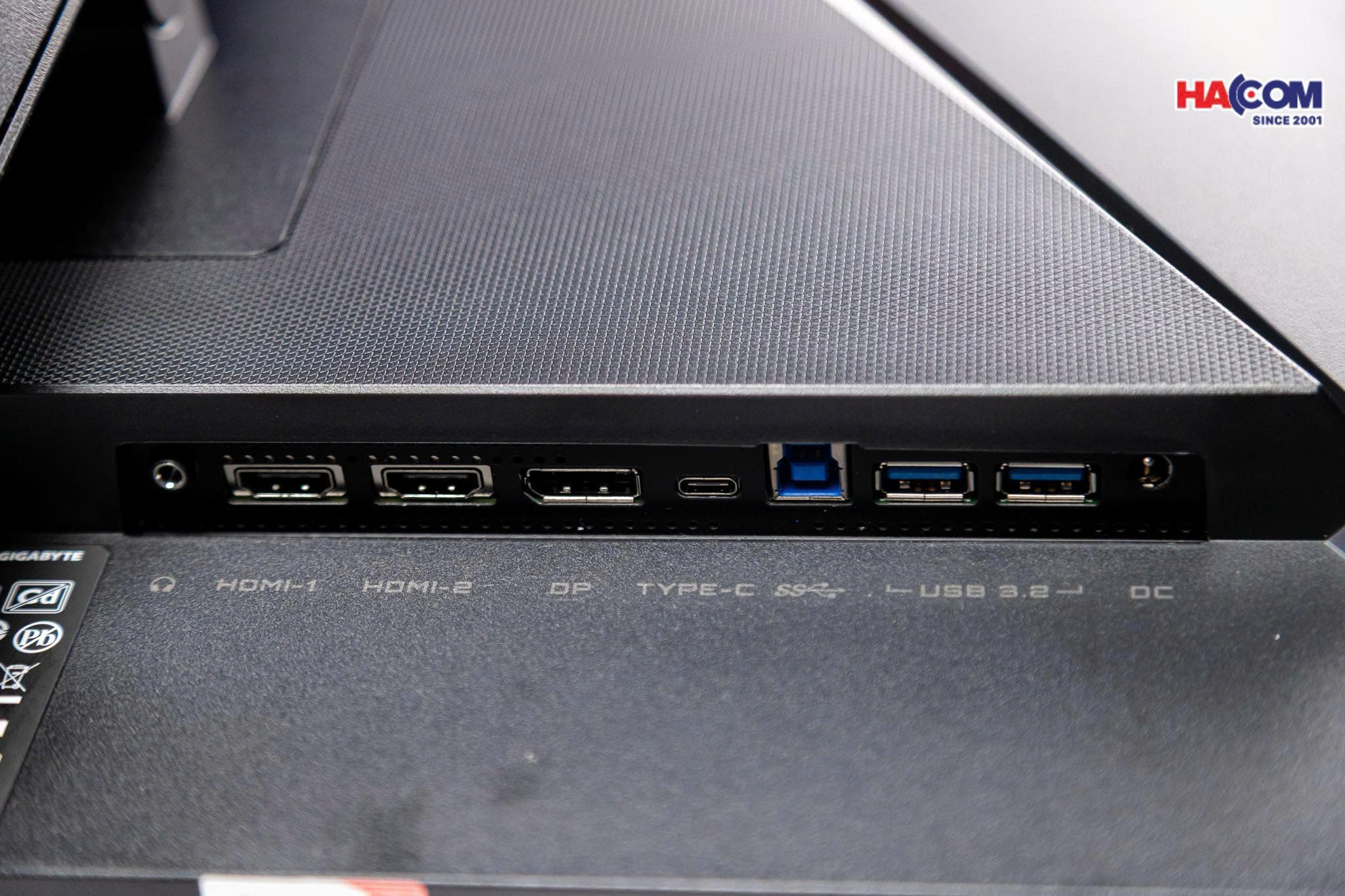 review chi tiet man hinh gigabyte m27q a 4