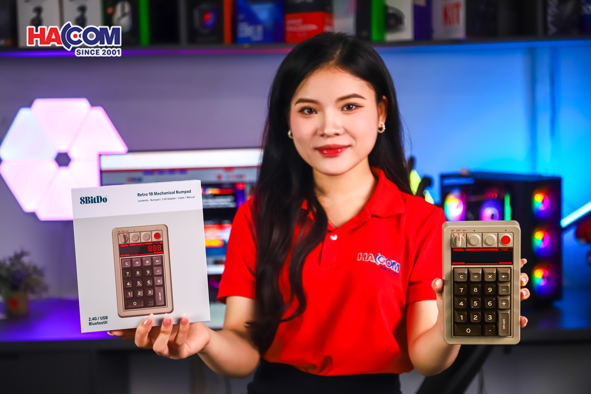 Bàn phím 8BitDo Retro 18 Mechanical Numpad - C64 Edition 4