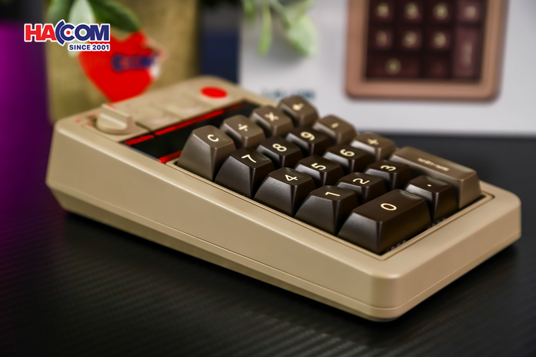 Bàn phím 8BitDo Retro 18 Mechanical Numpad - C64 Edition 15