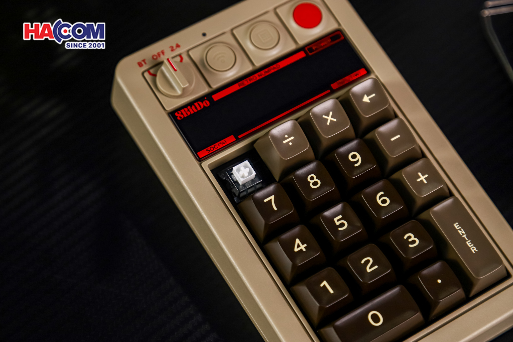 Bàn phím 8BitDo Retro 18 Mechanical Numpad - C64 Edition 17