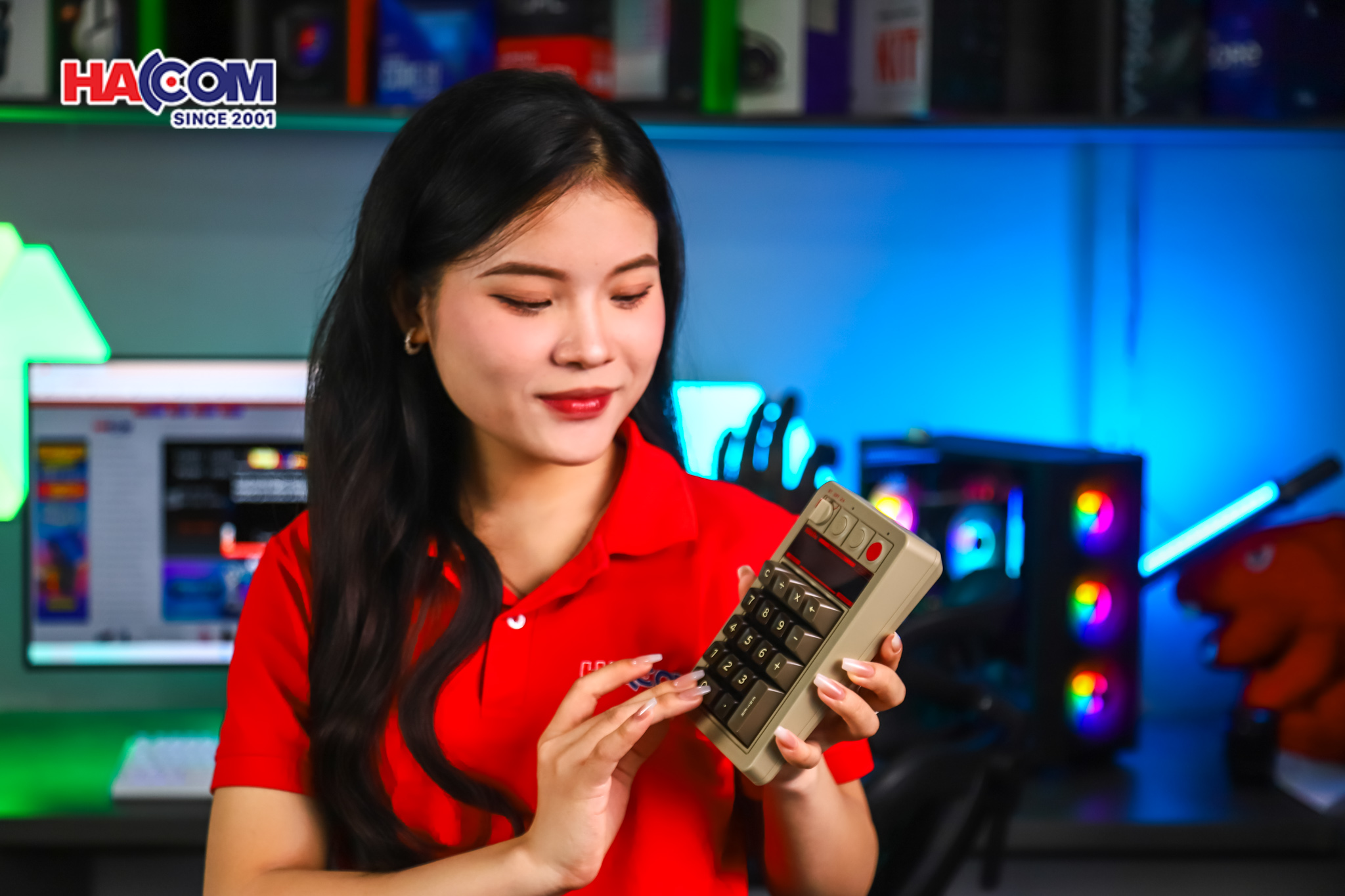 Bàn phím 8BitDo Retro 18 Mechanical Numpad - C64 Edition 5