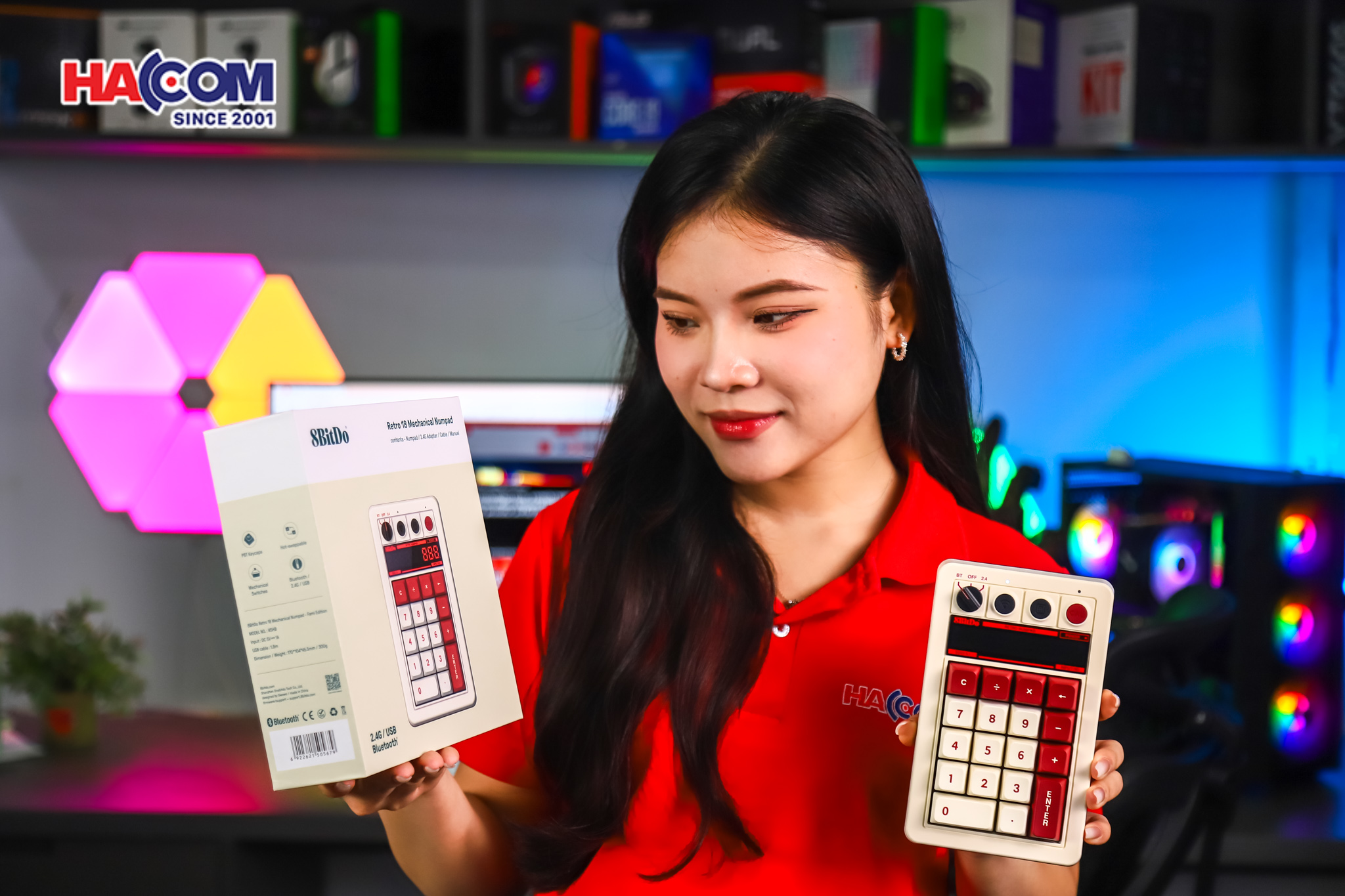 Bàn phím 8BitDo Retro 18 Mechanical Numpad - Fami Edition 4