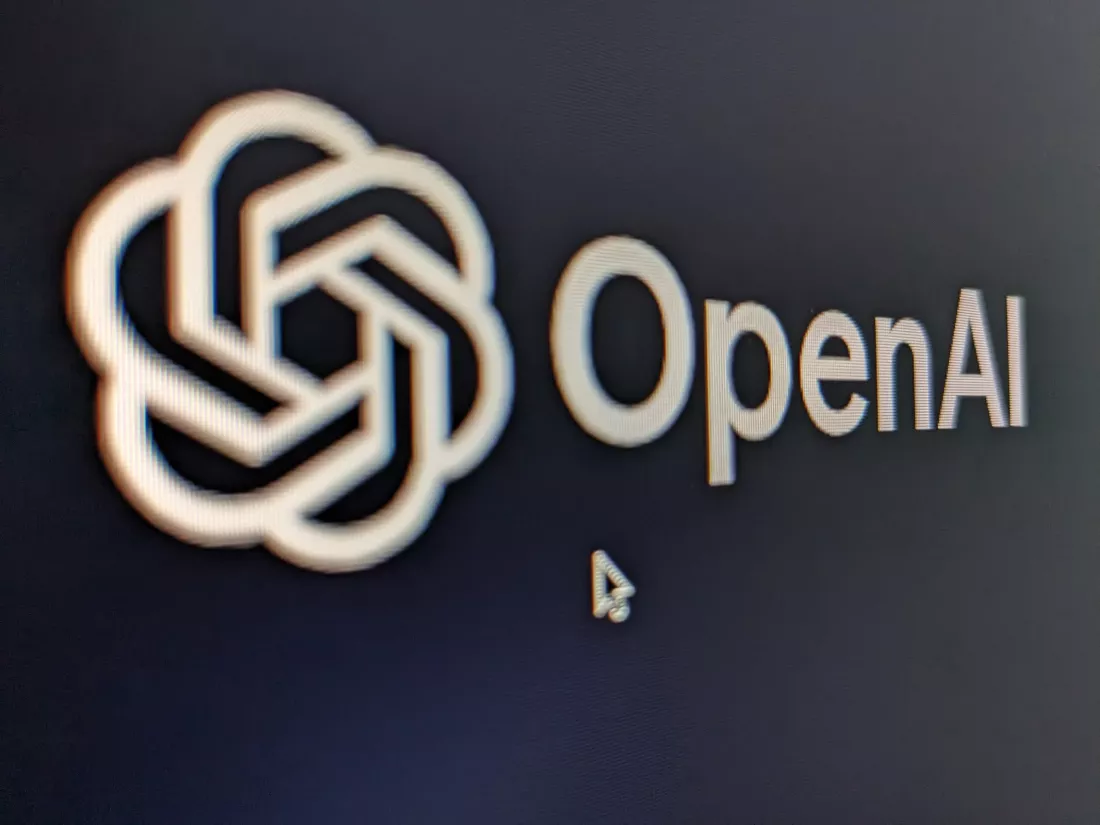 openai dau tu