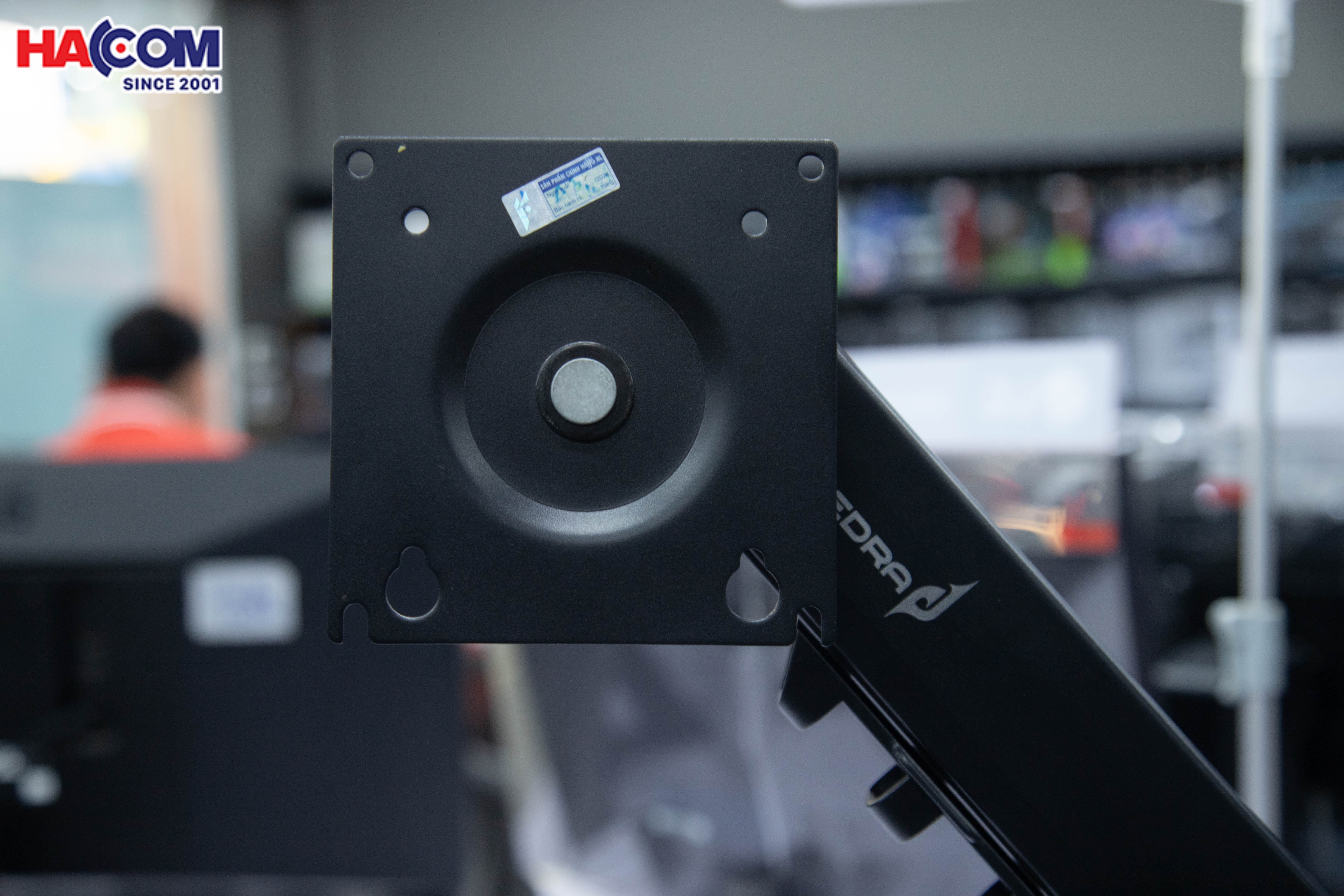 cdn/web/02122025/Gia-Treo-Man-Hinh-Edra-EMA7304-13-34-inch-3.jpg 5