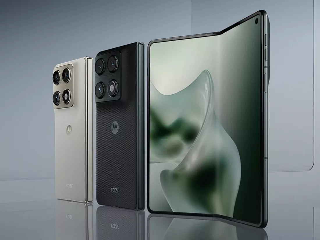 motorola razr fold 1
