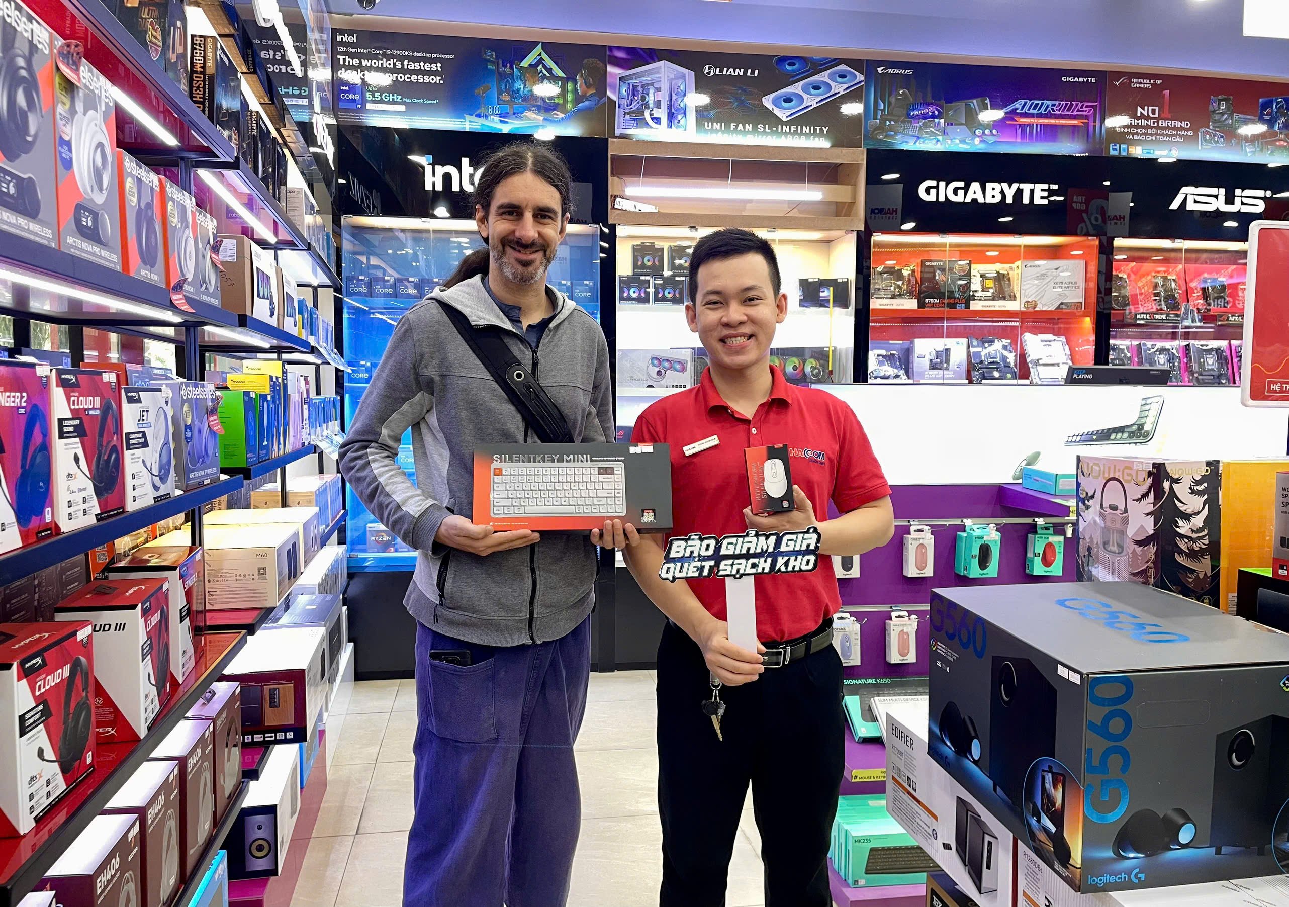 khach_hang_Chuột không dây HyperWork Silentium Mini HPW-MS01M-WHT Trắng 2