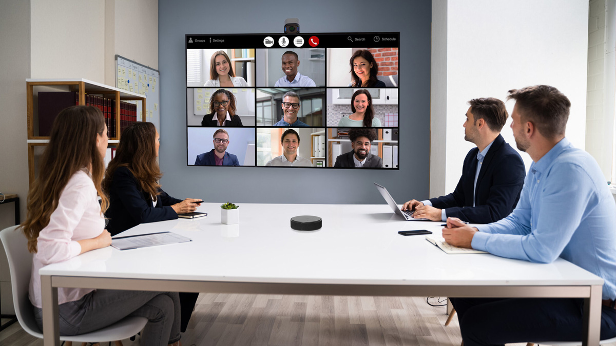 thiet bi nghe nhin hacom 3