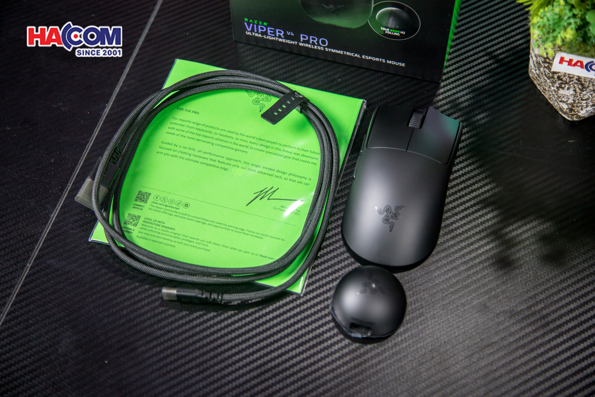 Chuột Razer Viper V4 Pro (RZ01-05630100-R3A1) 11