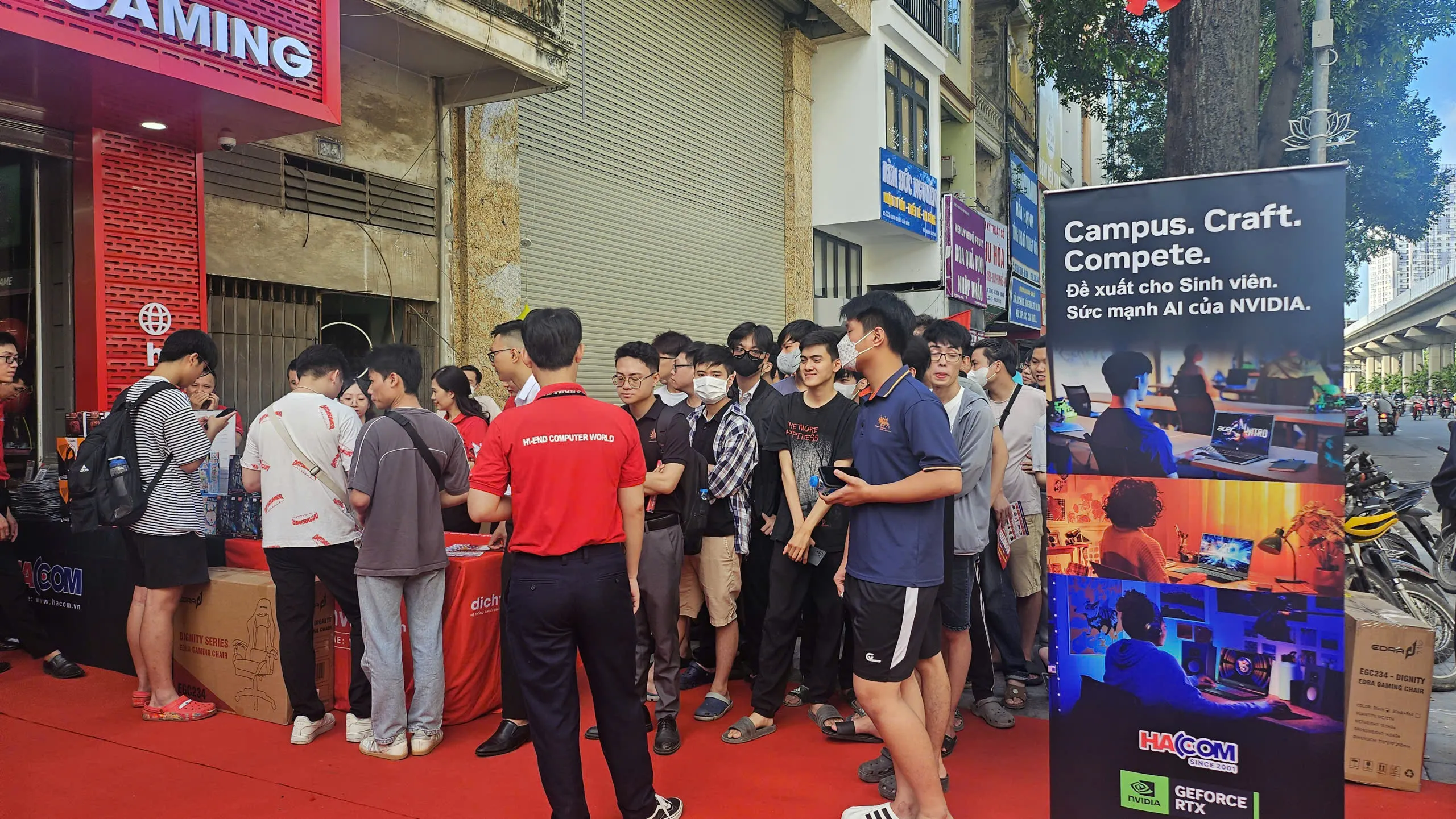 HACOM Một điểm đến – Ba trải nghiệm toàn diện