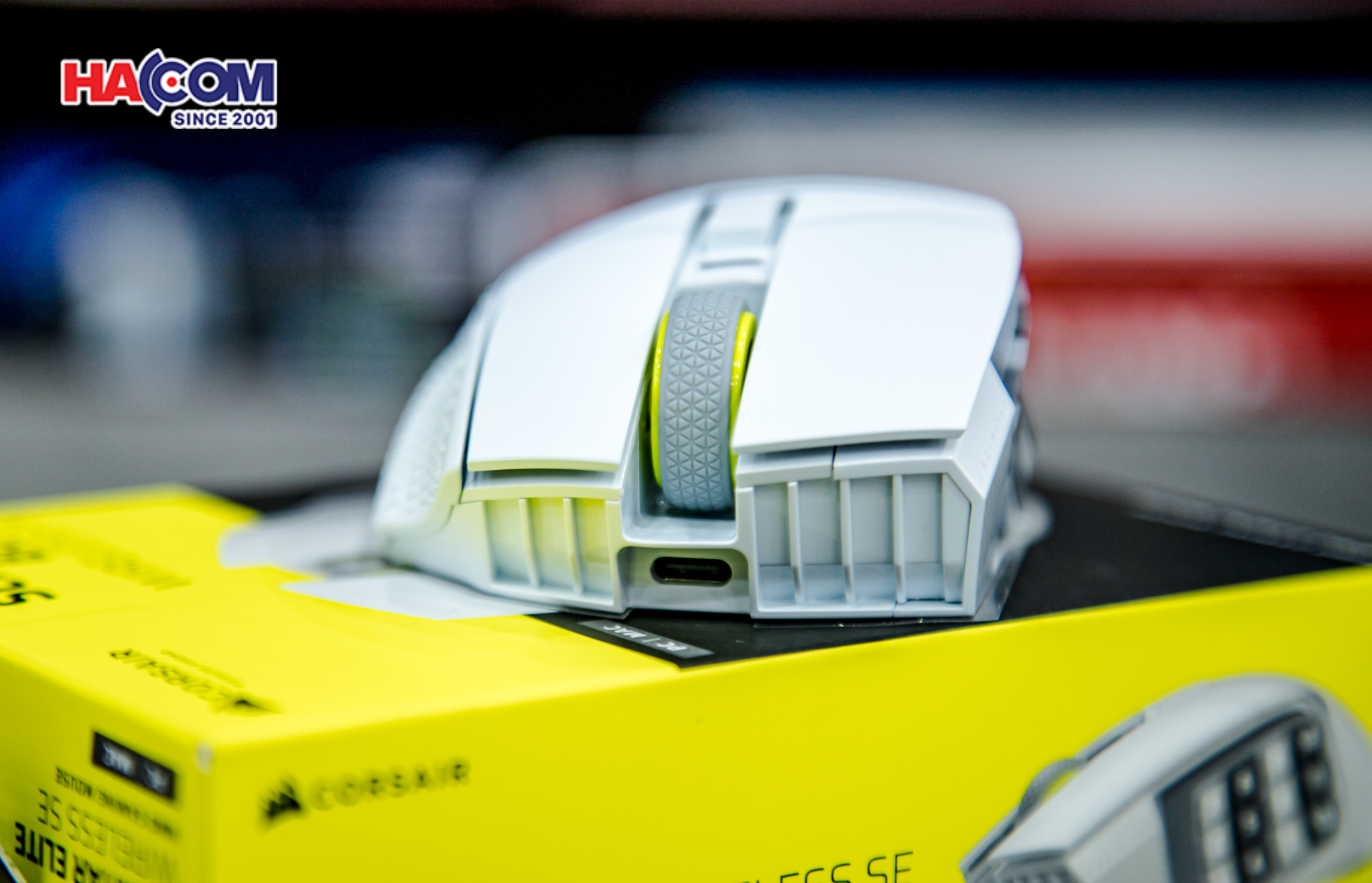 Chuột không dây Corsair SCIMITAR ELITE SE White (CH-9314011-AP) 16