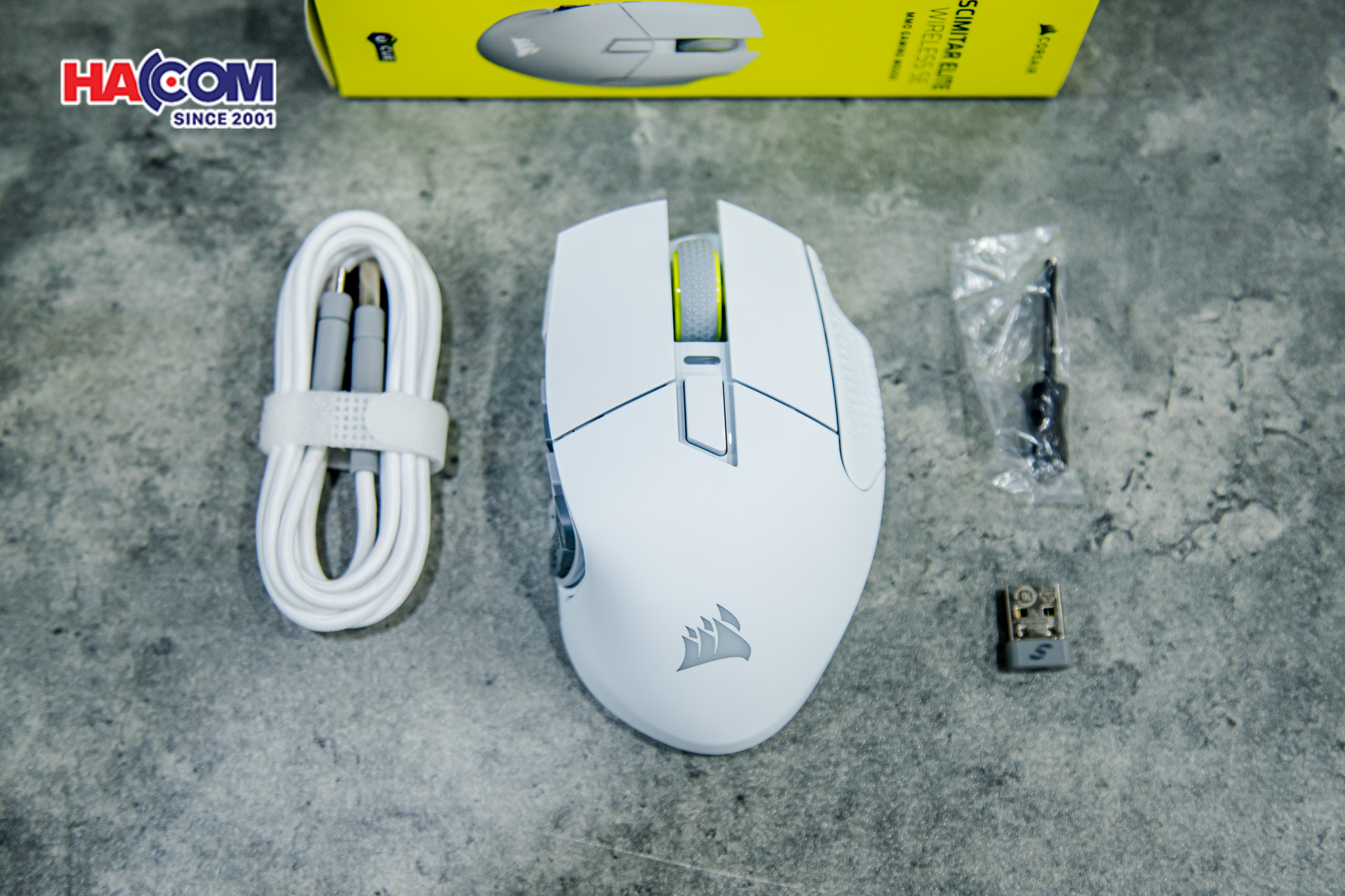 Chuột không dây Corsair SCIMITAR ELITE SE White (CH-9314011-AP) 9