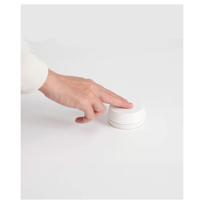 Đèn bàn làm việc Luxia Max màu trắng VX-DLM-01 1