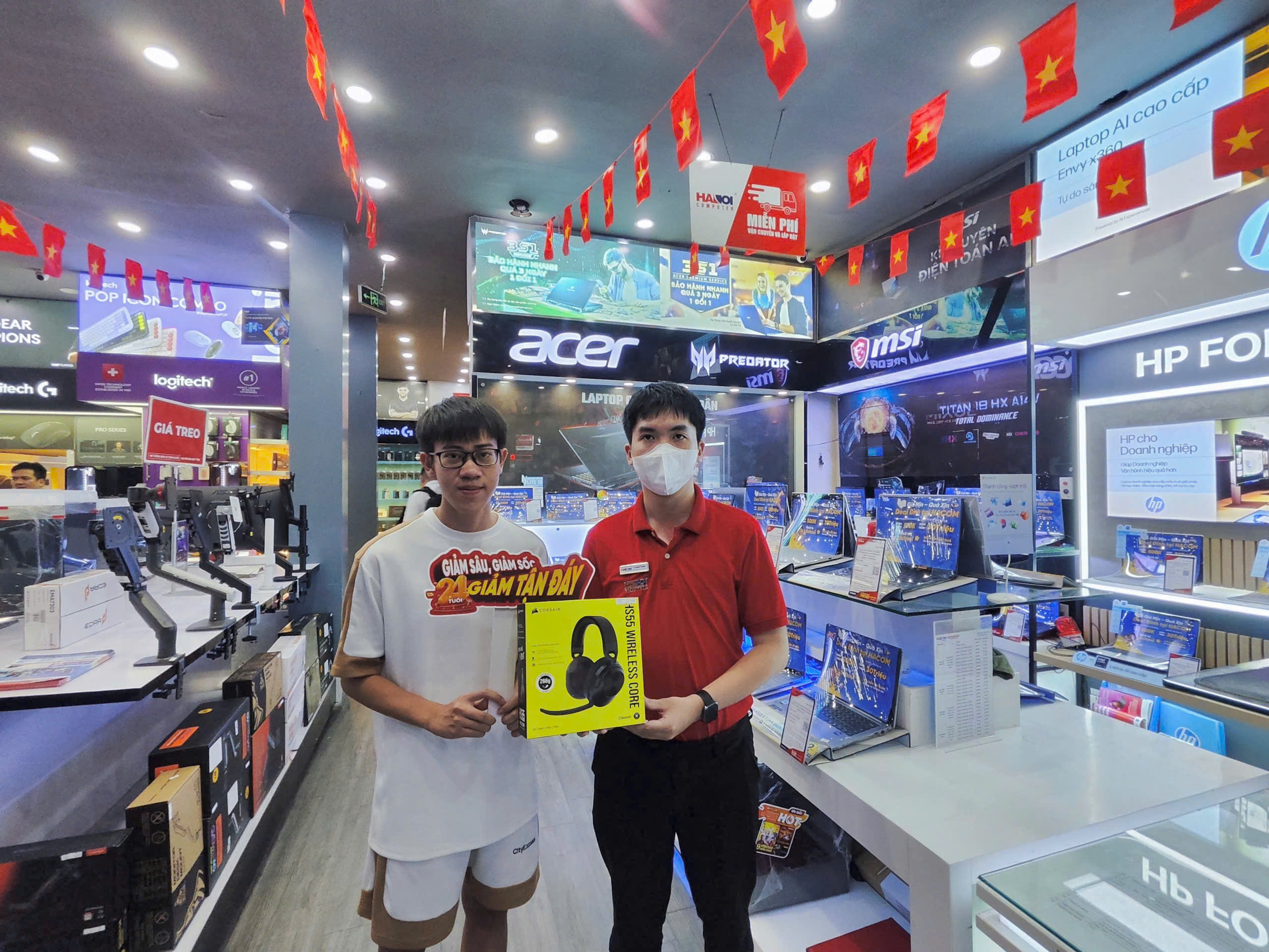 Tai nghe gaming không dây Corsair HS55 Core (CA-9011290-AP) - Hình 8