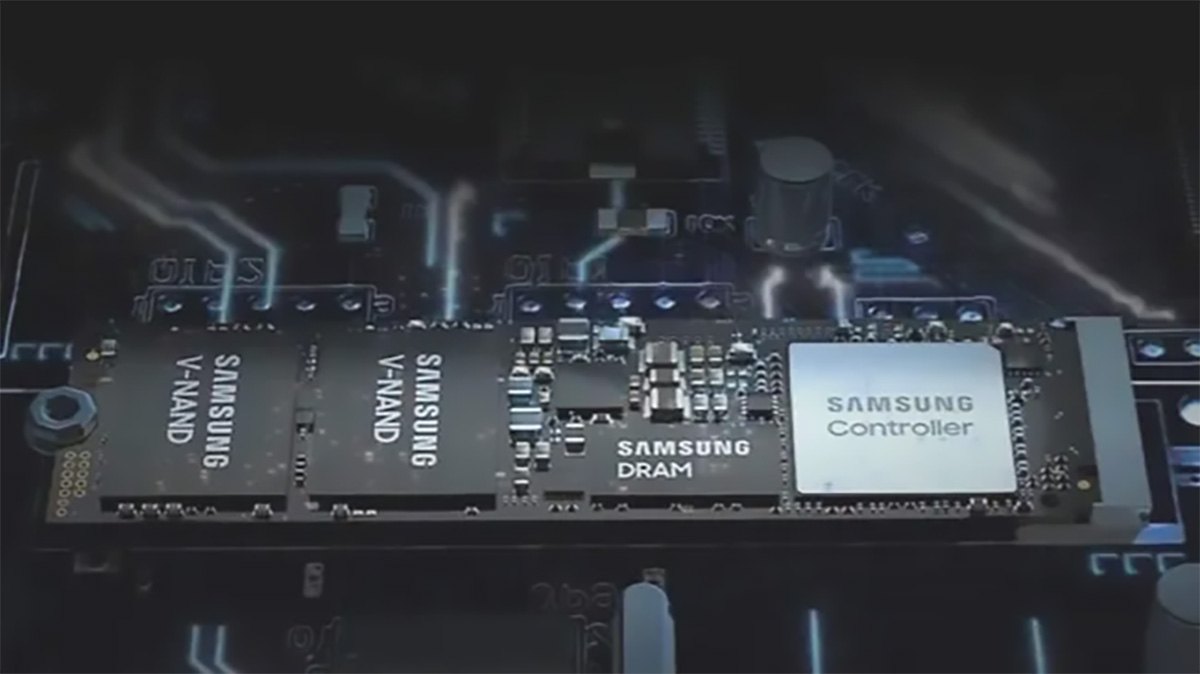 SSD Lexar không sử dụng DRAM, mà bù đắp bằng công nghệ HMB và controller thông minh