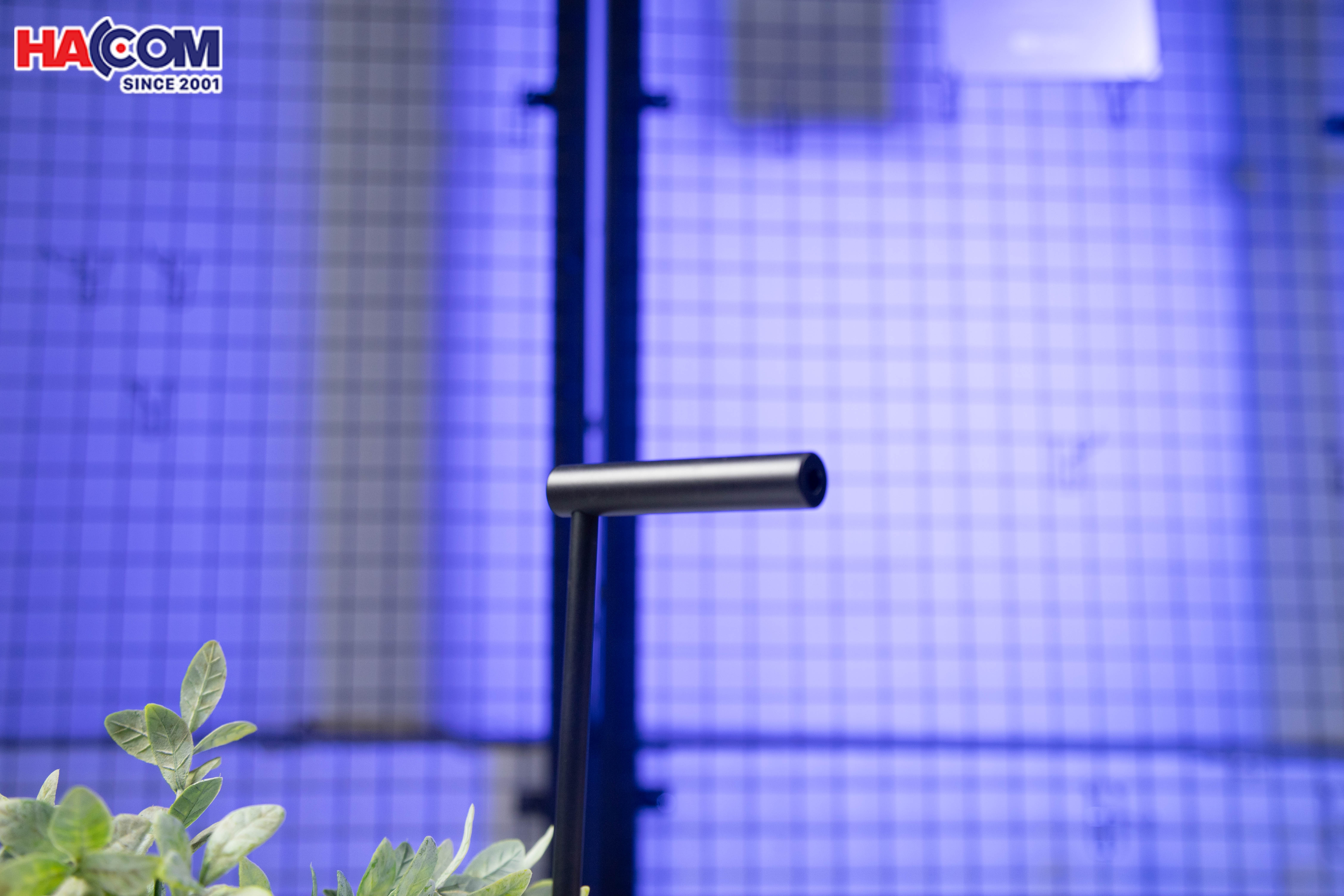 Giá treo tai nghe Crossline EJ1 màu đen - Hợp kim nhôm 2