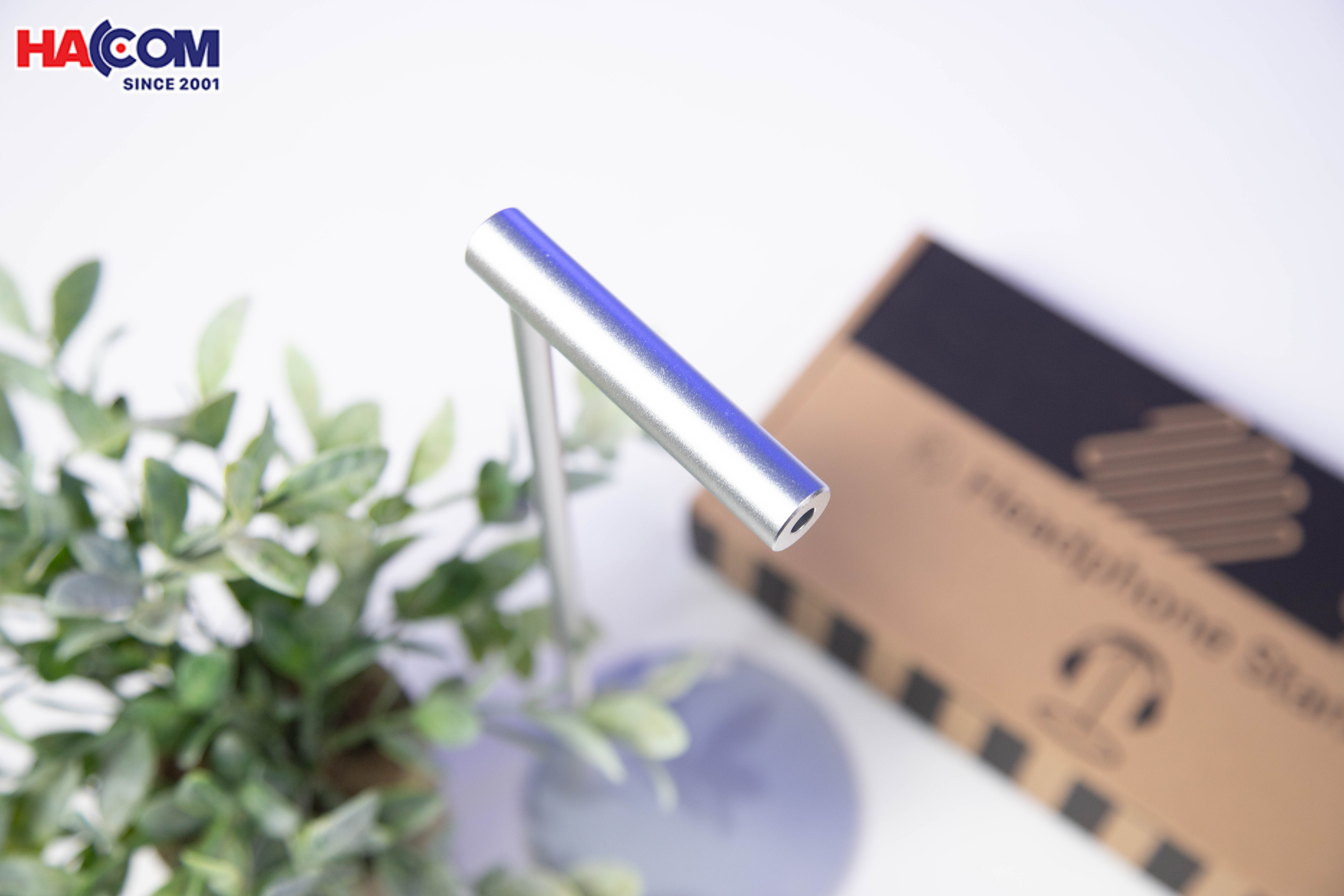 Giá treo tai nghe Crossline EJ1 màu bạc - Hợp kim nhôm 4