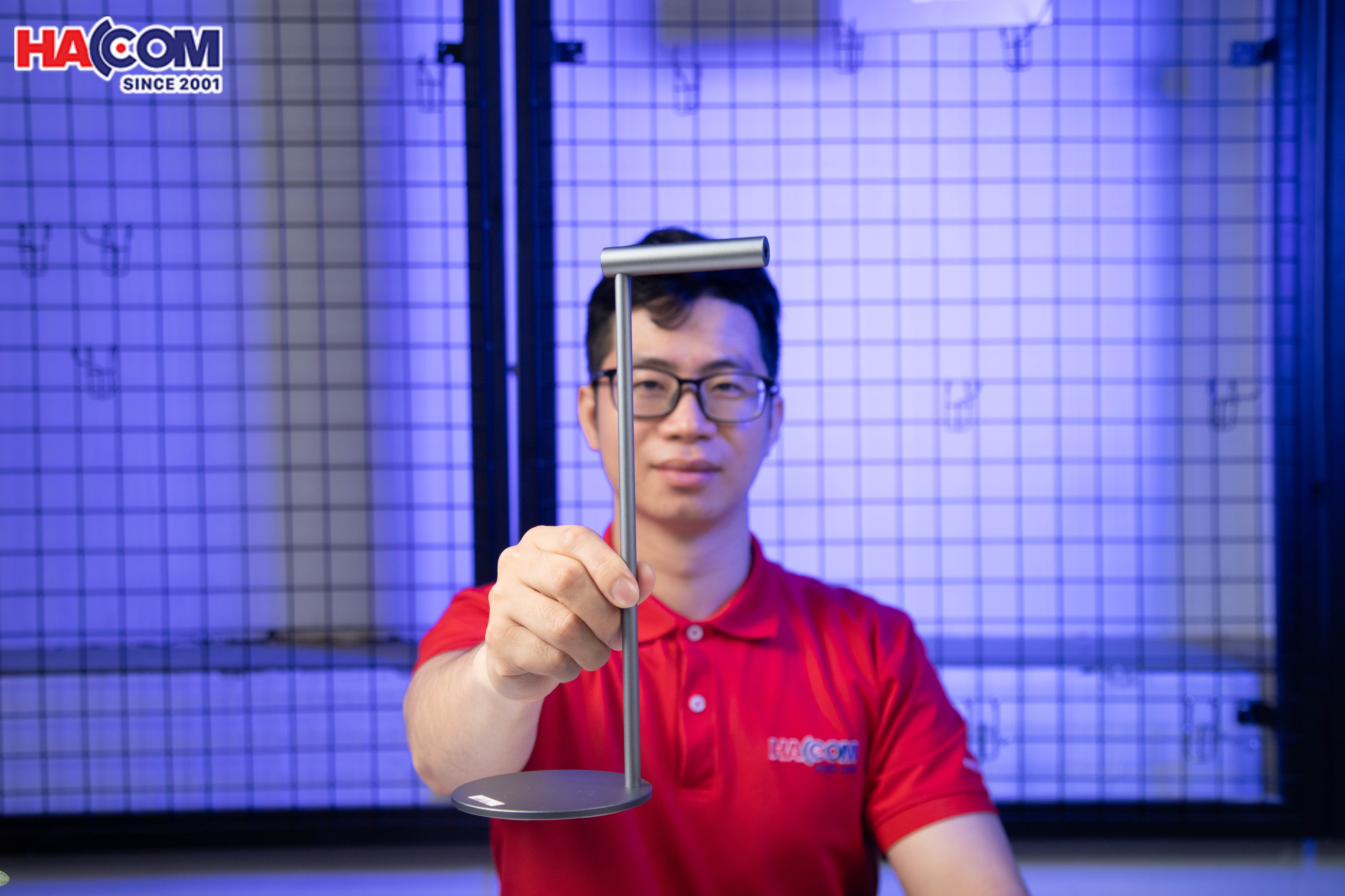 Giá treo tai nghe Crossline EJ1 màu xám - Hợp kim nhôm 1