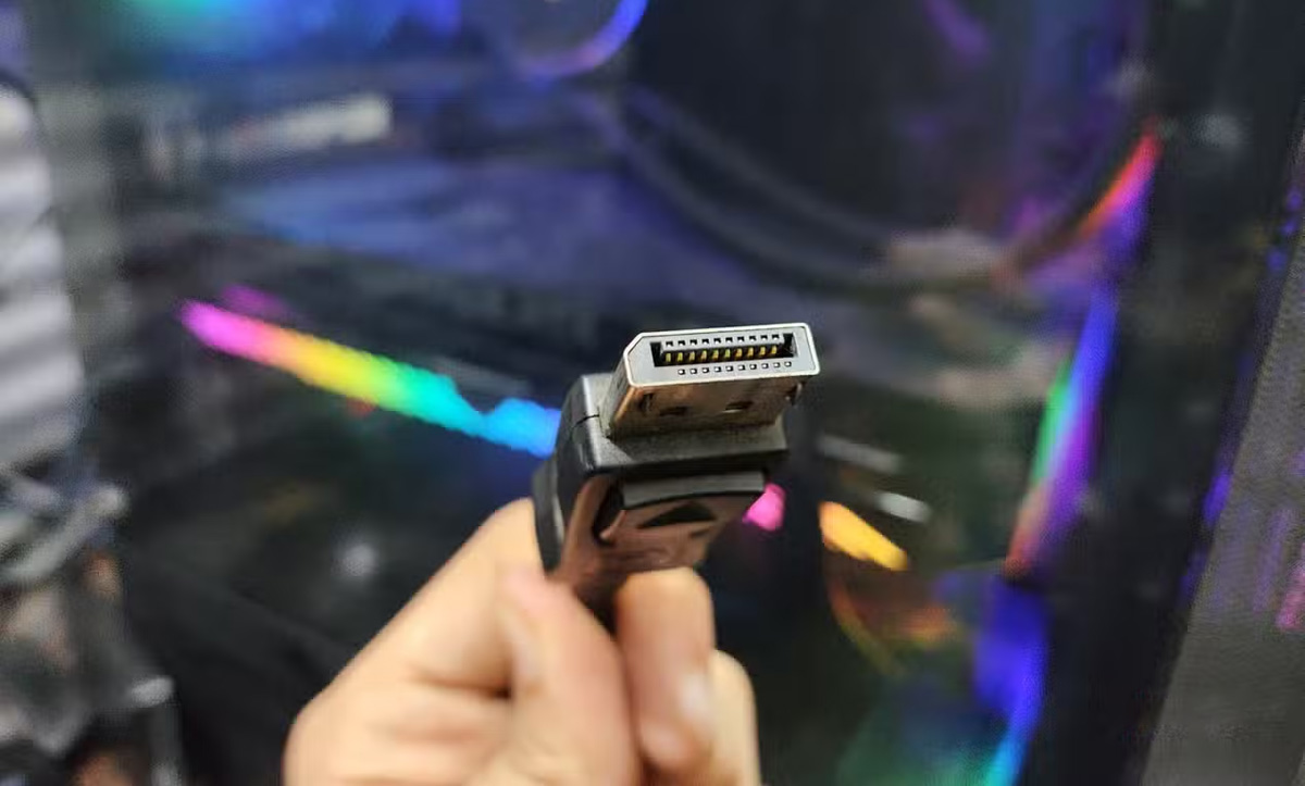 cap displayport hacom 3