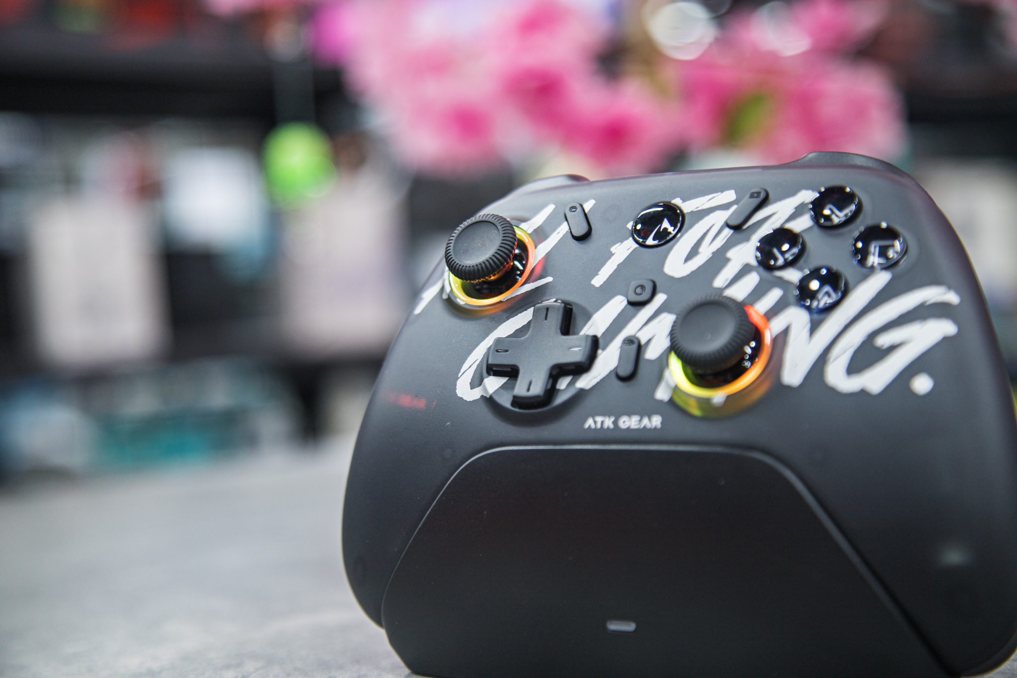 Tay cầm chơi game ATK Battleaxe Pro màu đen - Hình 6