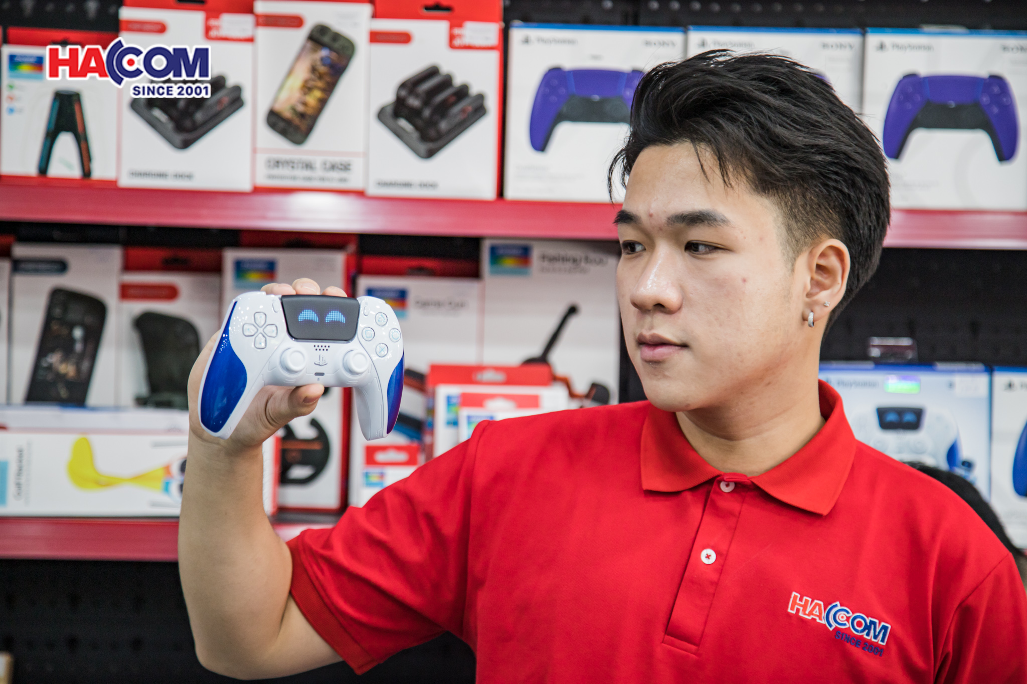 Tay cầm chơi Game Sony PS5 DualSense Astro Bot Limited Edition - Hàng Chính Hãng 5