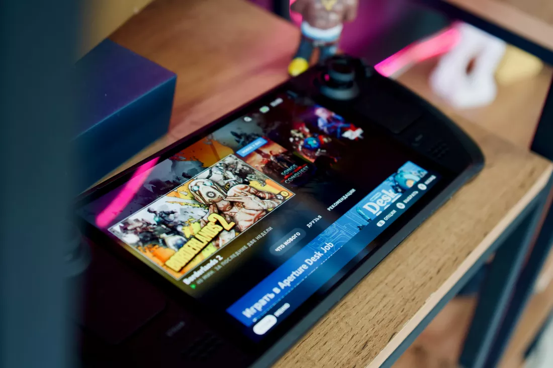 gigabyte handheld gaming pc