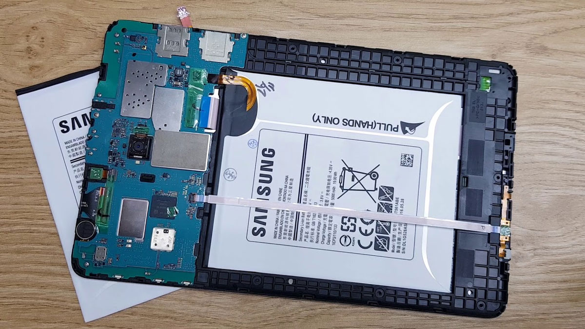 nguyen nhan may tinh bang samsung khong len nguon va cach khac phuc hacom 3