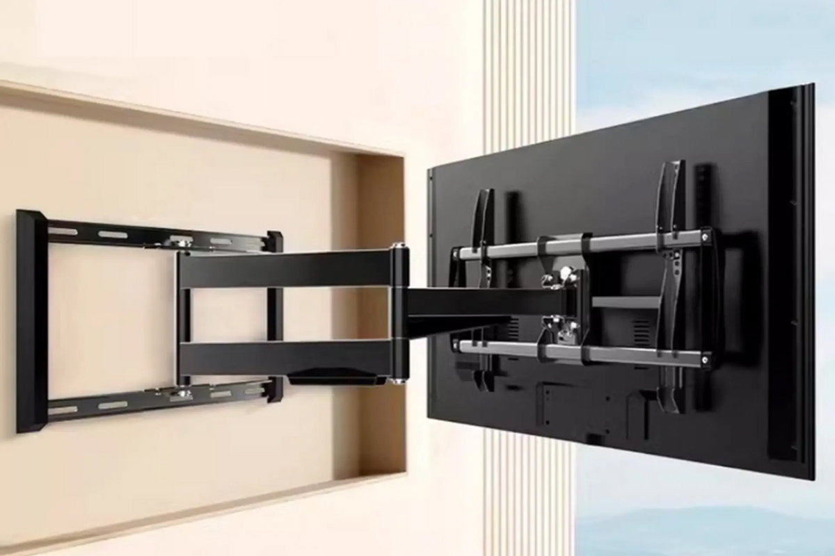 gia treo tivi hacom 3