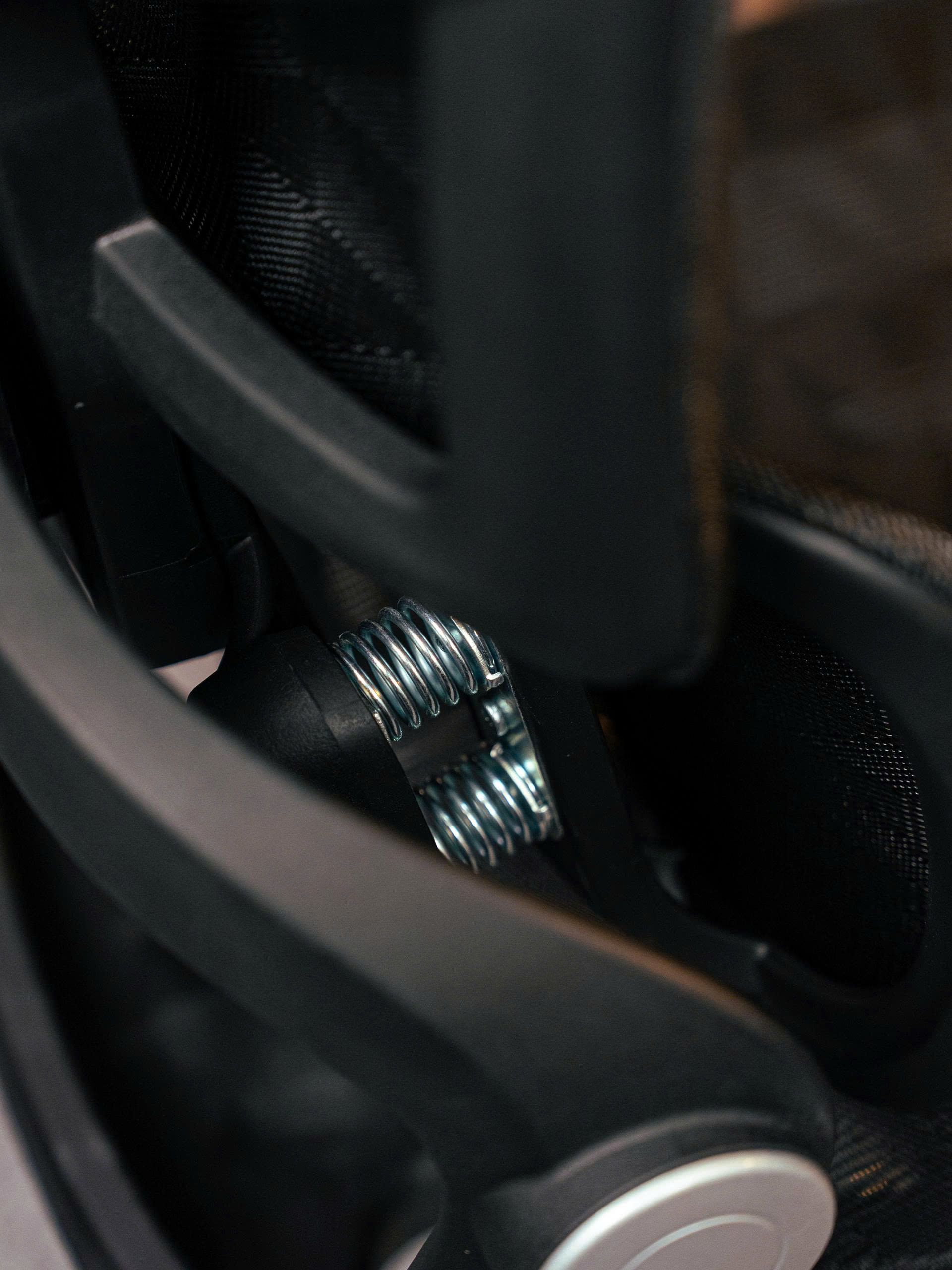 cdn/web/17122025/Ghe-cong-thai-hoc-EDRA-EEC227-1.jpg 7