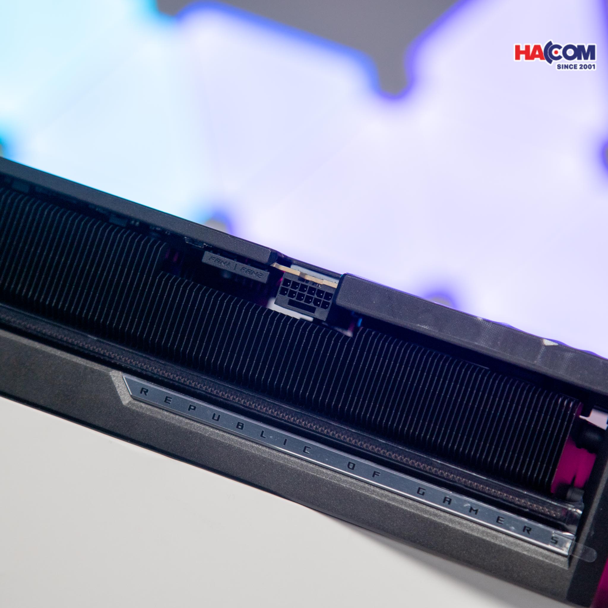 cdn/web/18122025/card-man-hinh-asus-rog-astral-rtx-5080-o16g-gaming-2.jpg 11