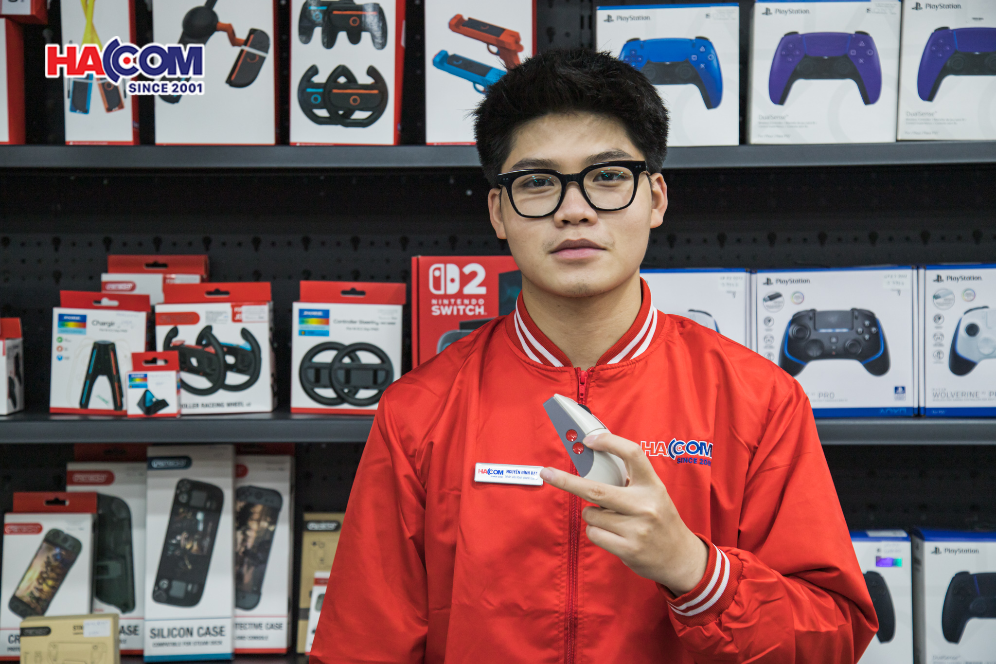 cdn/web/191Chuột 8BitDo Retro R8 Mouse - N Edition22025/chuot-8bitdo-retro-r8-mouse-n-edition-0012.jpg 15