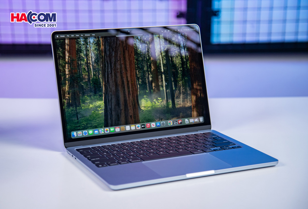 so sanh macbook pro m5 vs air m4 chon loai nao hacom 2