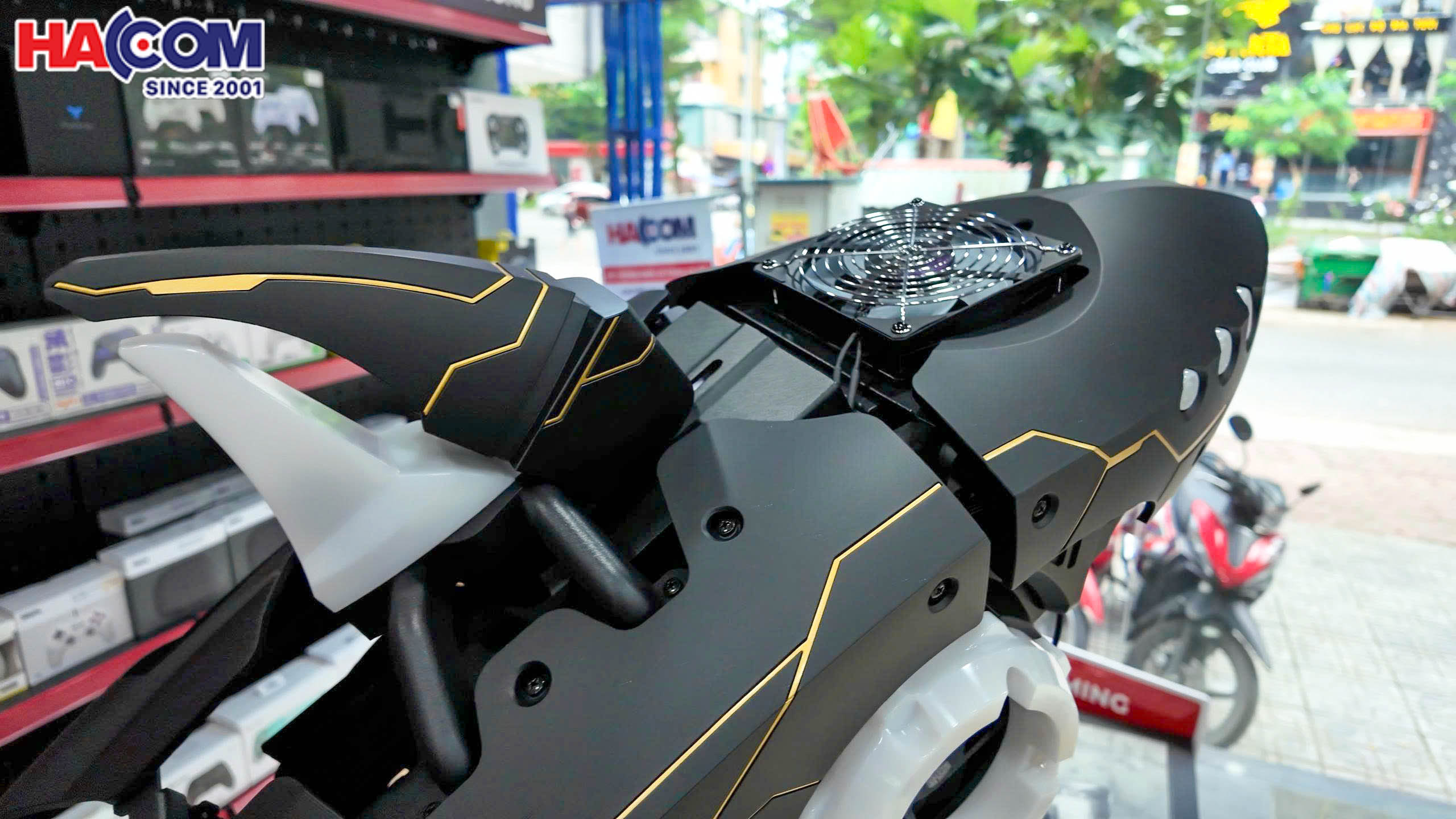 Vỏ Case Cooler Master SHARK X - Black (Phiên bản giới hạn, kèm nguồn SFX, tản nhiệt nước AIO) 7