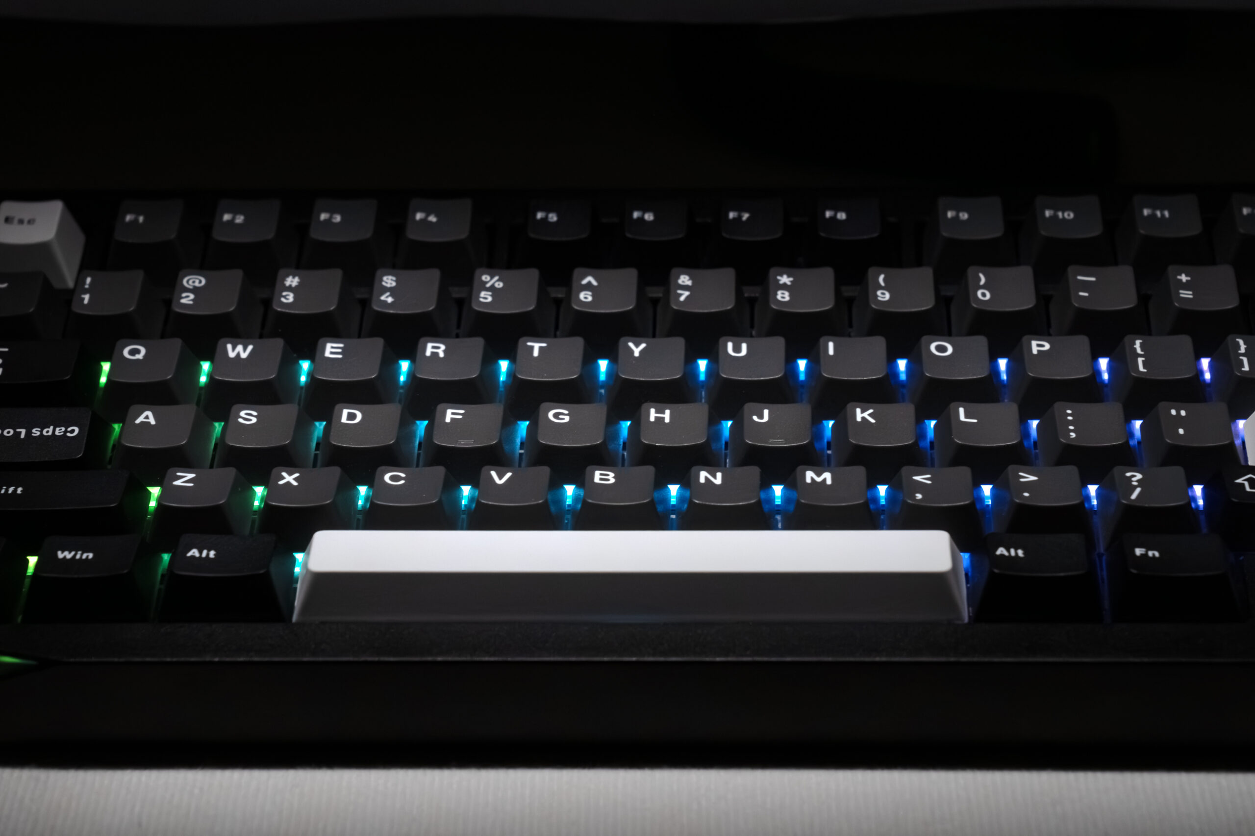 Bàn phím AKKO Mineral 02 VIA Black & Silver (Mirror Switch)2102025/ban-phim-akko-mineral-02-via-black-silver-5.jpg 4