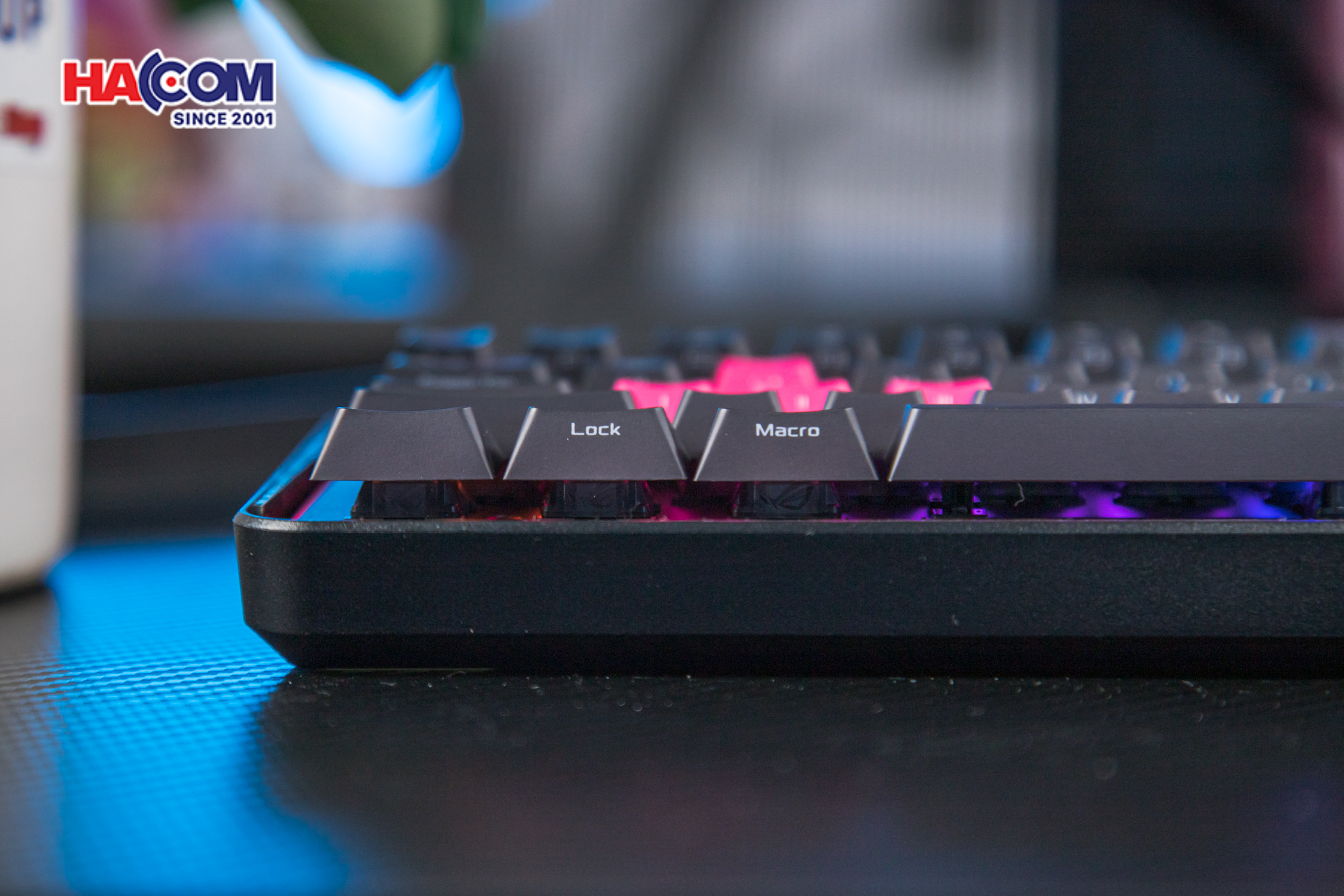 Bàn phím Asus ROG Falchion Ace HFX ZywOo Edition 16